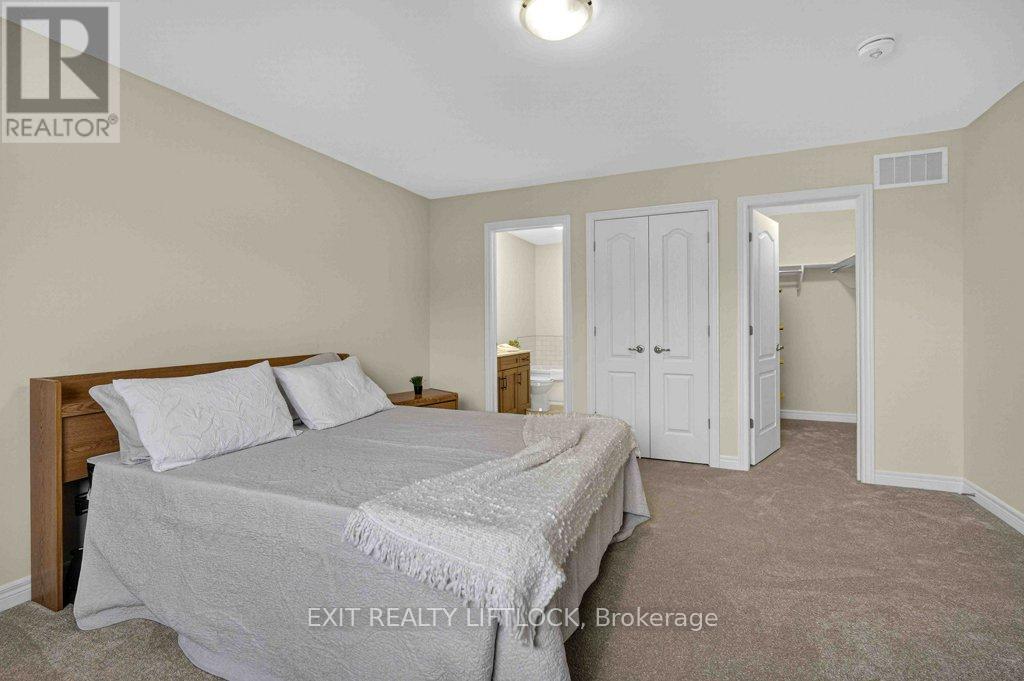 320 Mulligan Gardens, Peterborough (Monaghan Ward 2), Ontario  K9K 0H2 - Photo 14 - X12966754