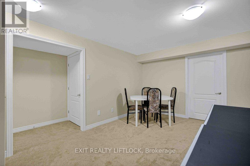 320 Mulligan Gardens, Peterborough (Monaghan Ward 2), Ontario  K9K 0H2 - Photo 23 - X12966754