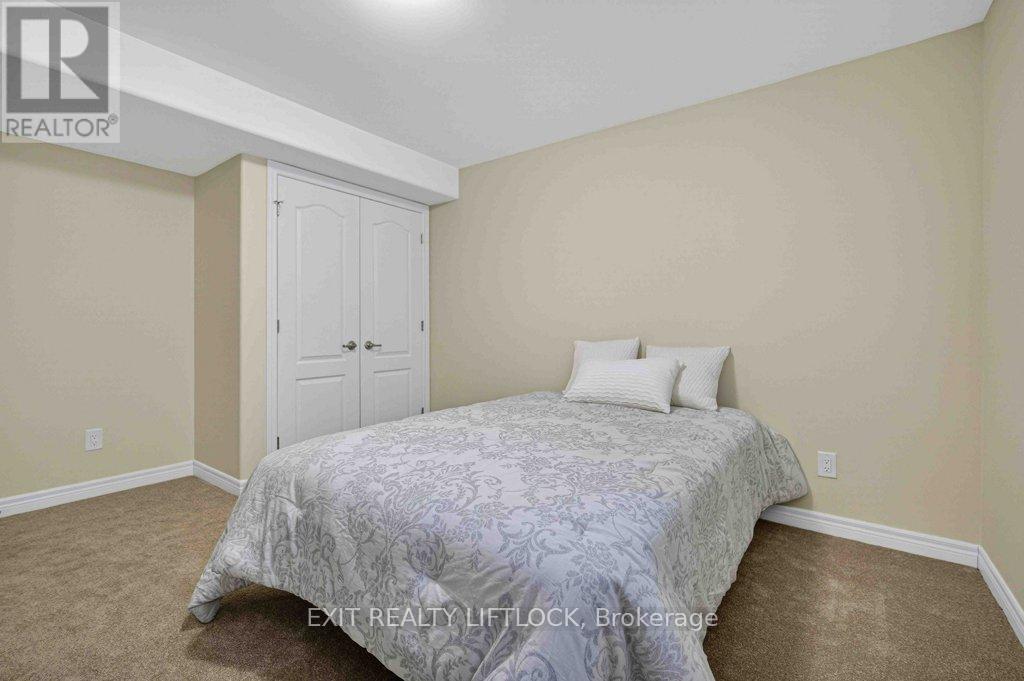 320 Mulligan Gardens, Peterborough (Monaghan Ward 2), Ontario  K9K 0H2 - Photo 25 - X12966754