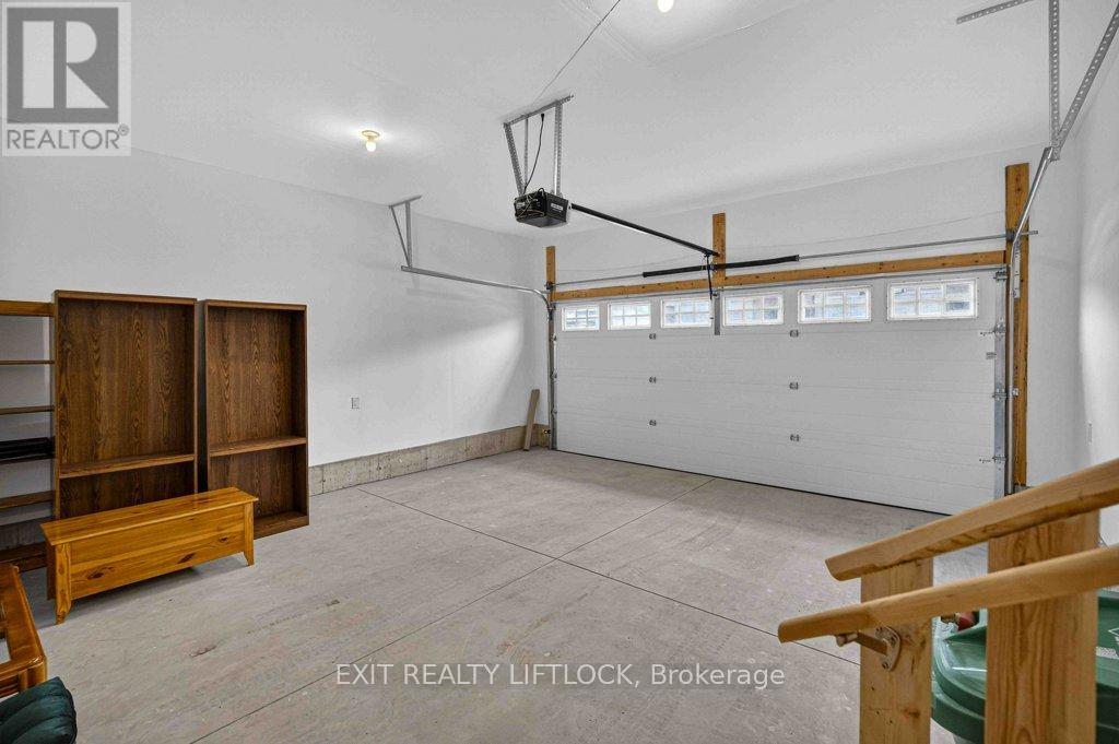 320 Mulligan Gardens, Peterborough (Monaghan Ward 2), Ontario  K9K 0H2 - Photo 30 - X12966754