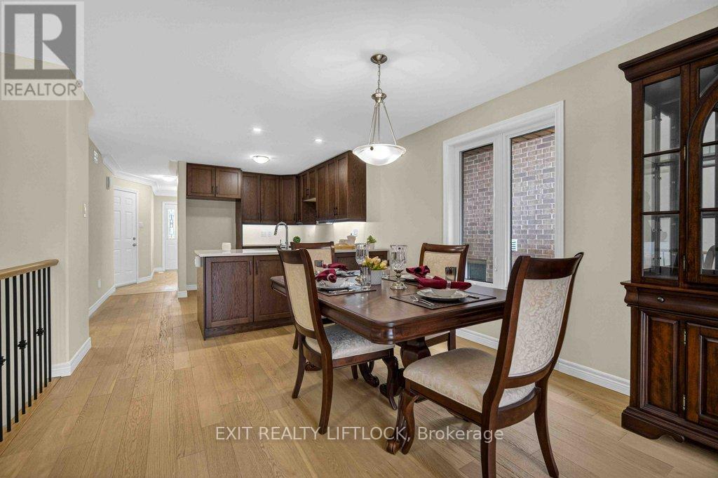 320 Mulligan Gardens, Peterborough (Monaghan Ward 2), Ontario  K9K 0H2 - Photo 7 - X12966754