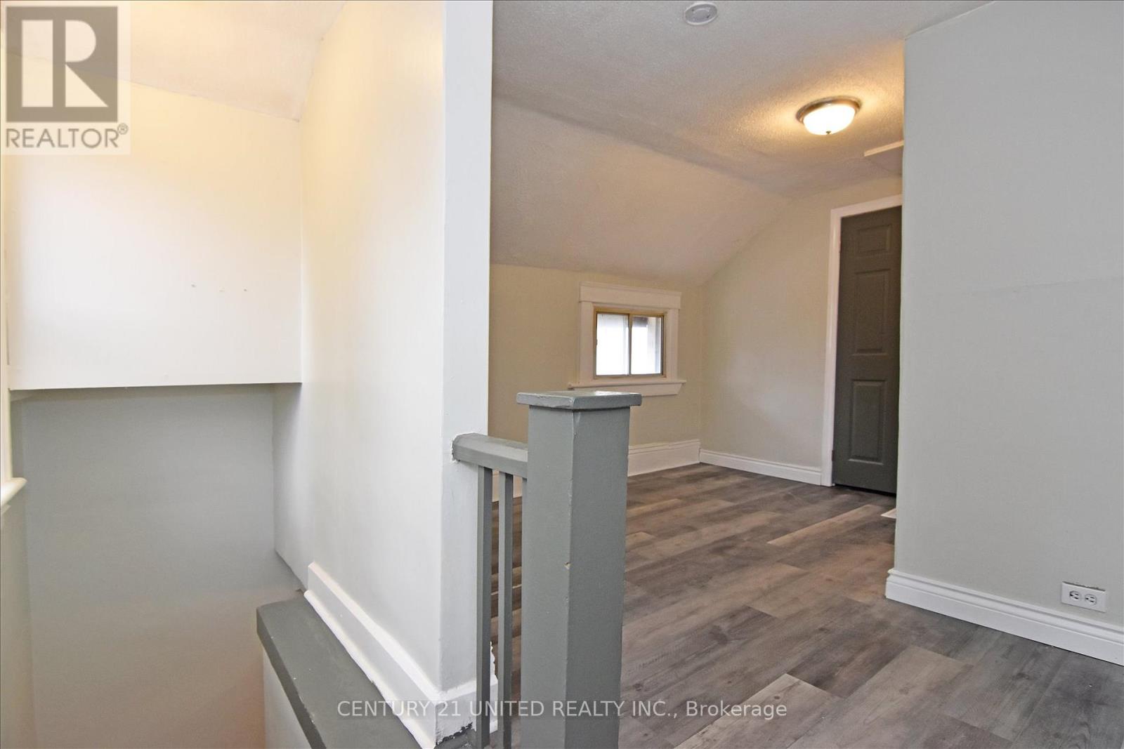 550 Aylmer Street N, Peterborough (Town Ward 3), Ontario  K9H 3W7 - Photo 24 - X12966962