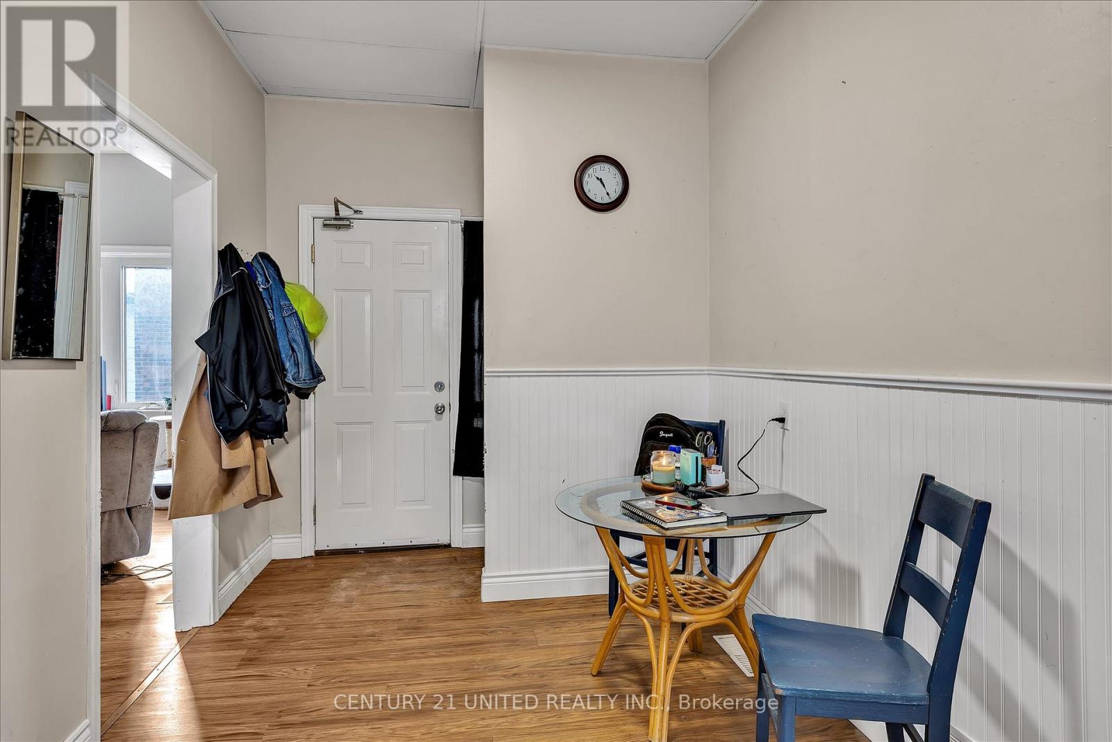 550 Aylmer Street N, Peterborough (Town Ward 3), Ontario  K9H 3W7 - Photo 8 - X12966962