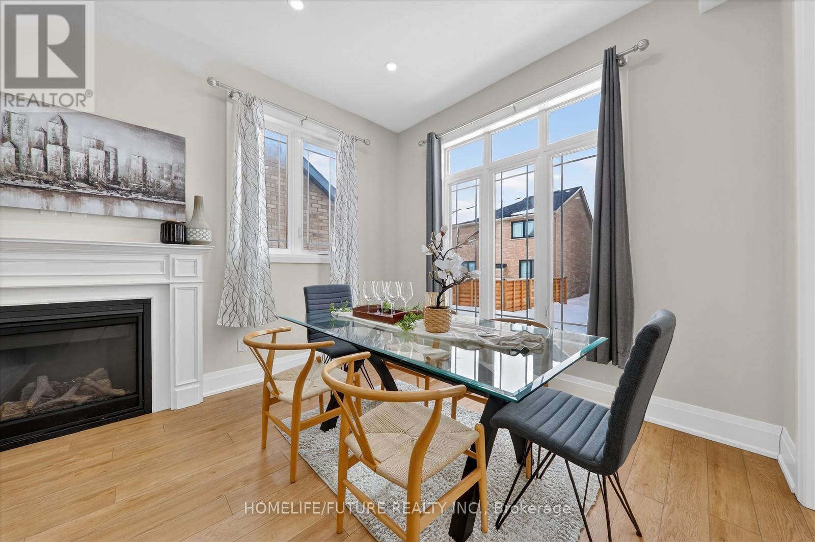 212 Mallory Terrace, Peterborough (Northcrest Ward 5), Ontario  K9H 0C4 - Photo 9 - X12966884