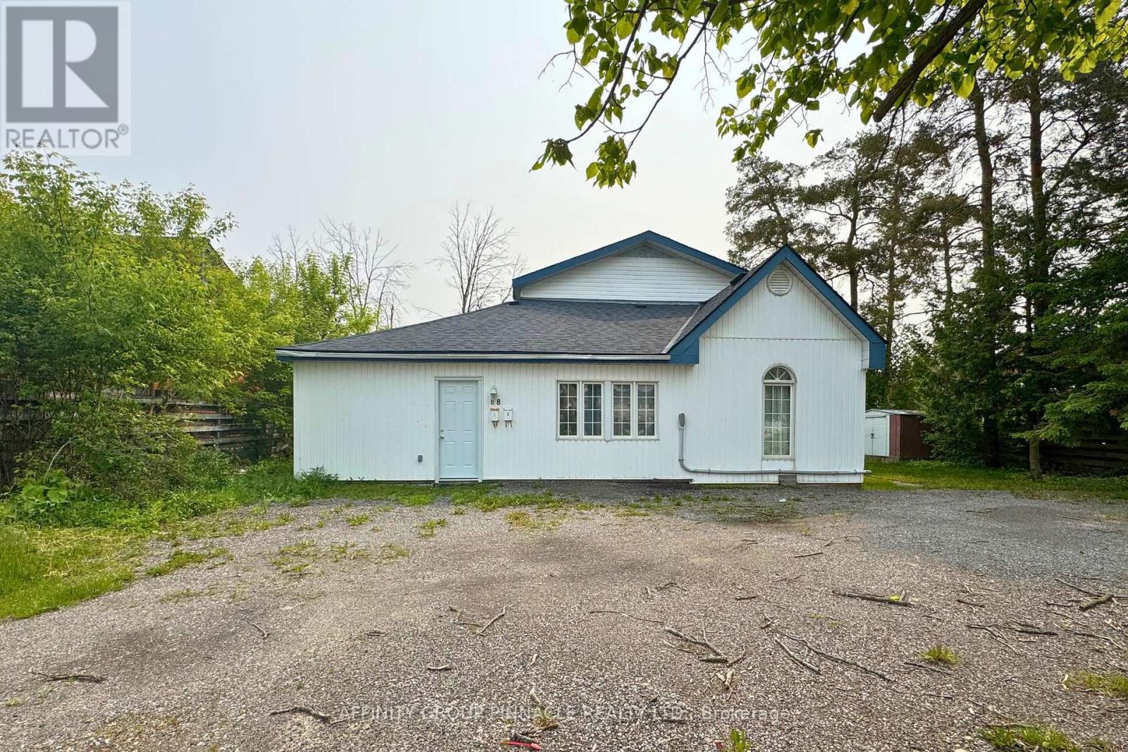 #1 - 88 Albert Street S, Kawartha Lakes (Lindsay), Ontario  K9V 3H6 - Photo 2 - X12967316