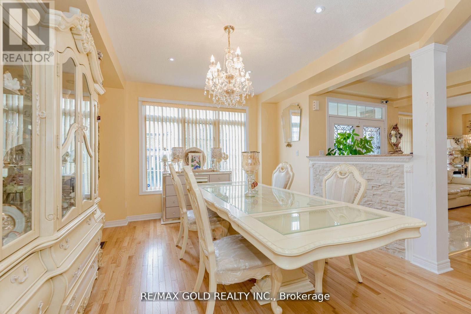 1554 Bruny Avenue, Pickering (Duffin Heights), Ontario  L0A 1G0 - Photo 11 - E12967418