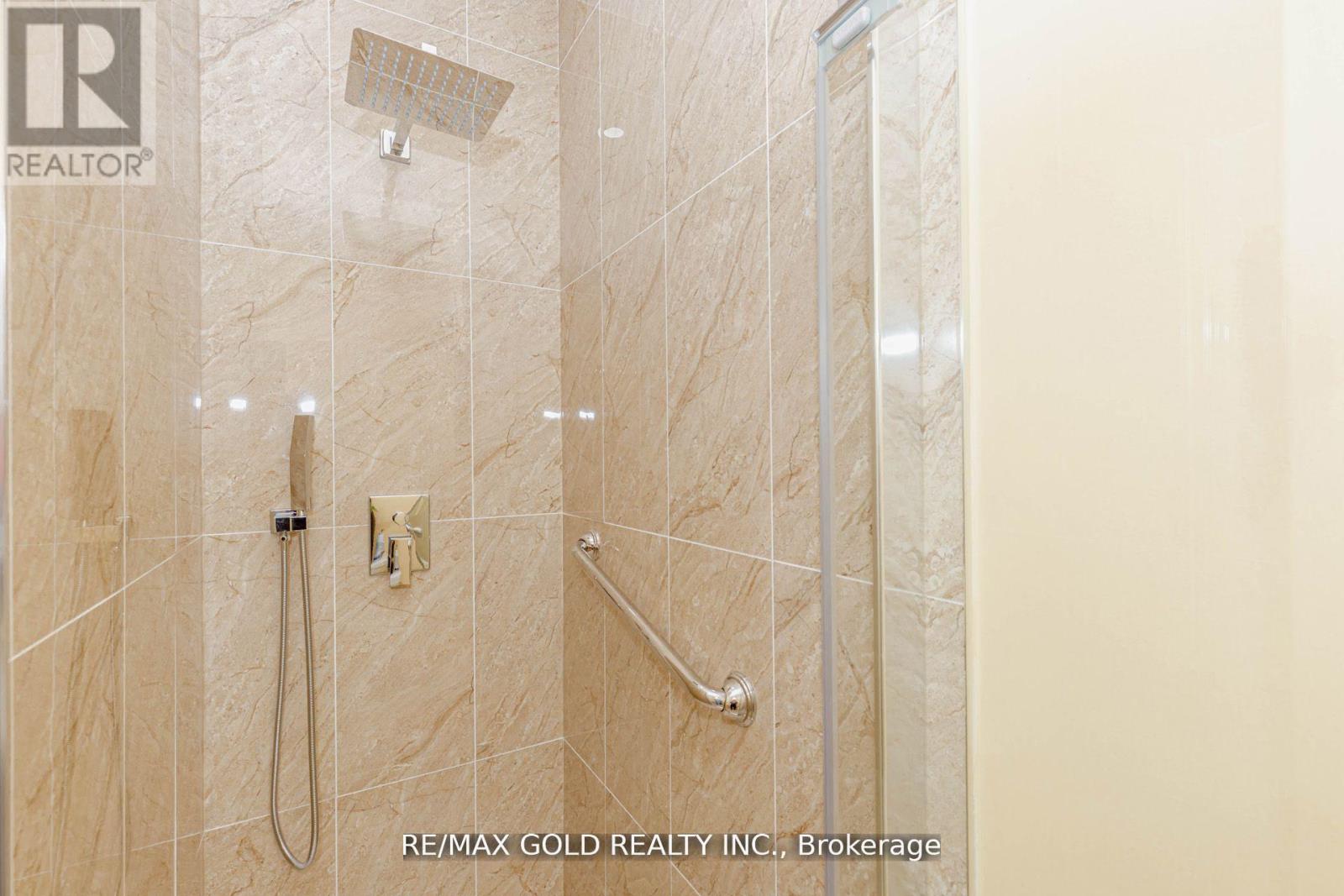 1554 Bruny Avenue, Pickering (Duffin Heights), Ontario  L0A 1G0 - Photo 19 - E12967418