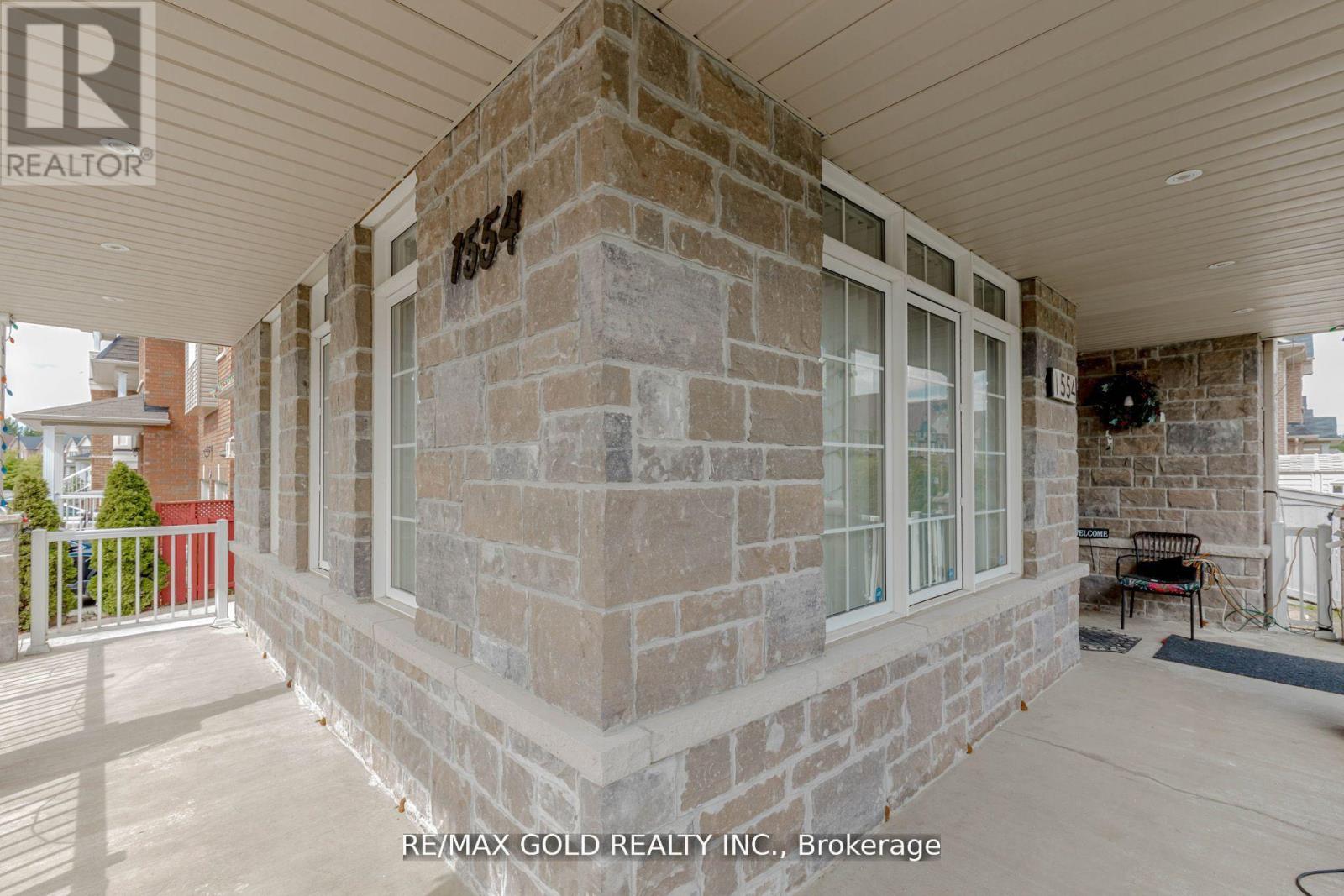 1554 Bruny Avenue, Pickering (Duffin Heights), Ontario  L0A 1G0 - Photo 47 - E12967418