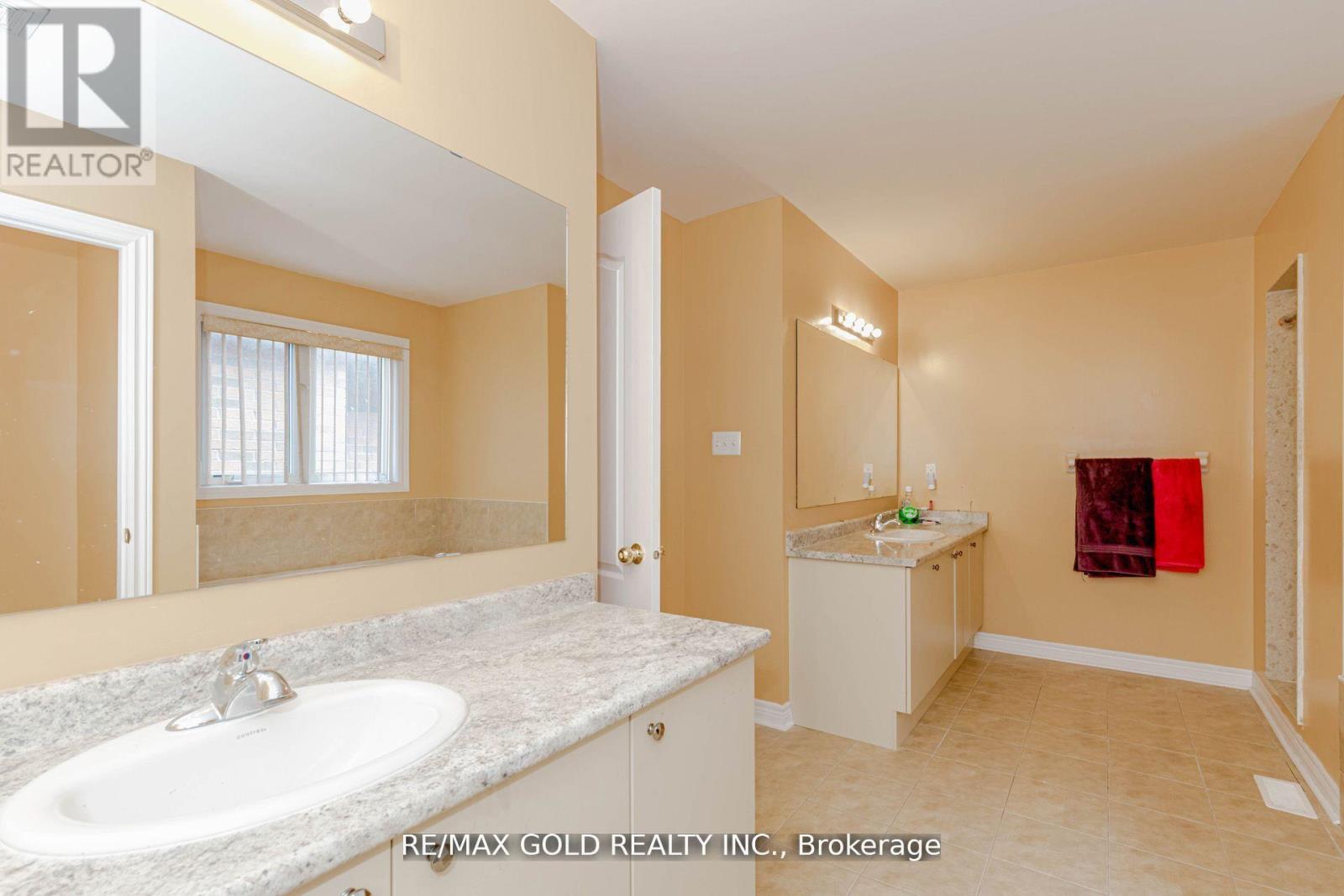 1554 Bruny Avenue, Pickering (Duffin Heights), Ontario  L0A 1G0 - Photo 48 - E12967418