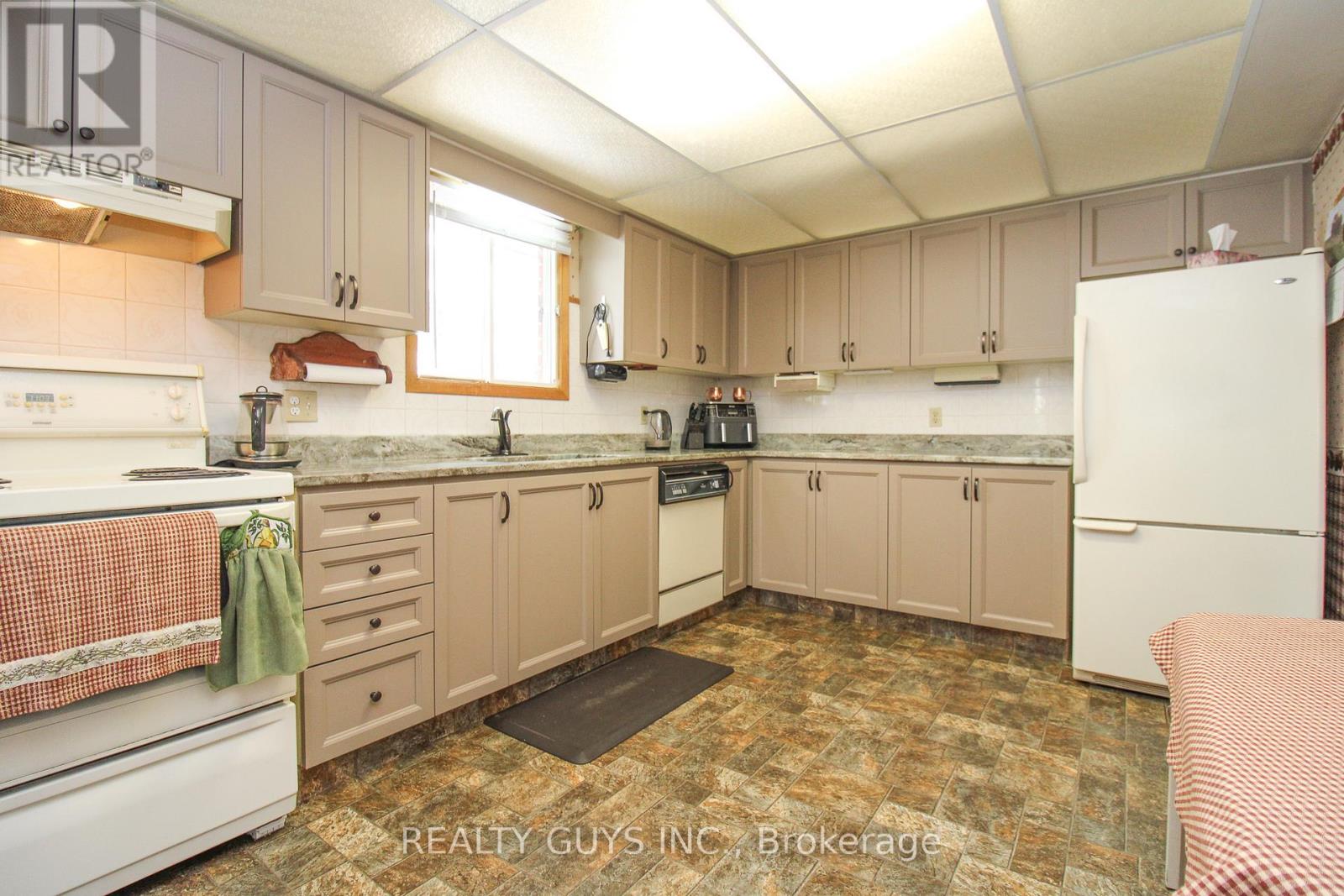 1168 Normandy Street, Peterborough (Northcrest Ward 5), Ontario  K9H 7L9 - Photo 10 - X12967844