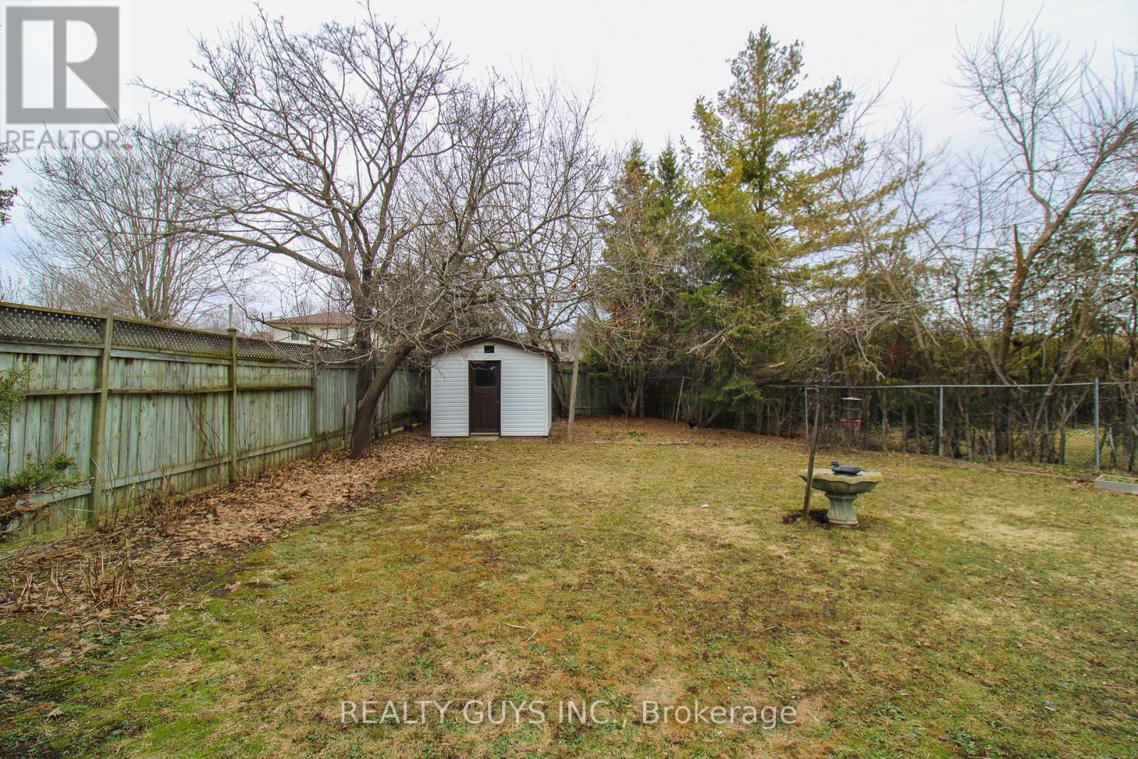 1168 Normandy Street, Peterborough (Northcrest Ward 5), Ontario  K9H 7L9 - Photo 2 - X12967844