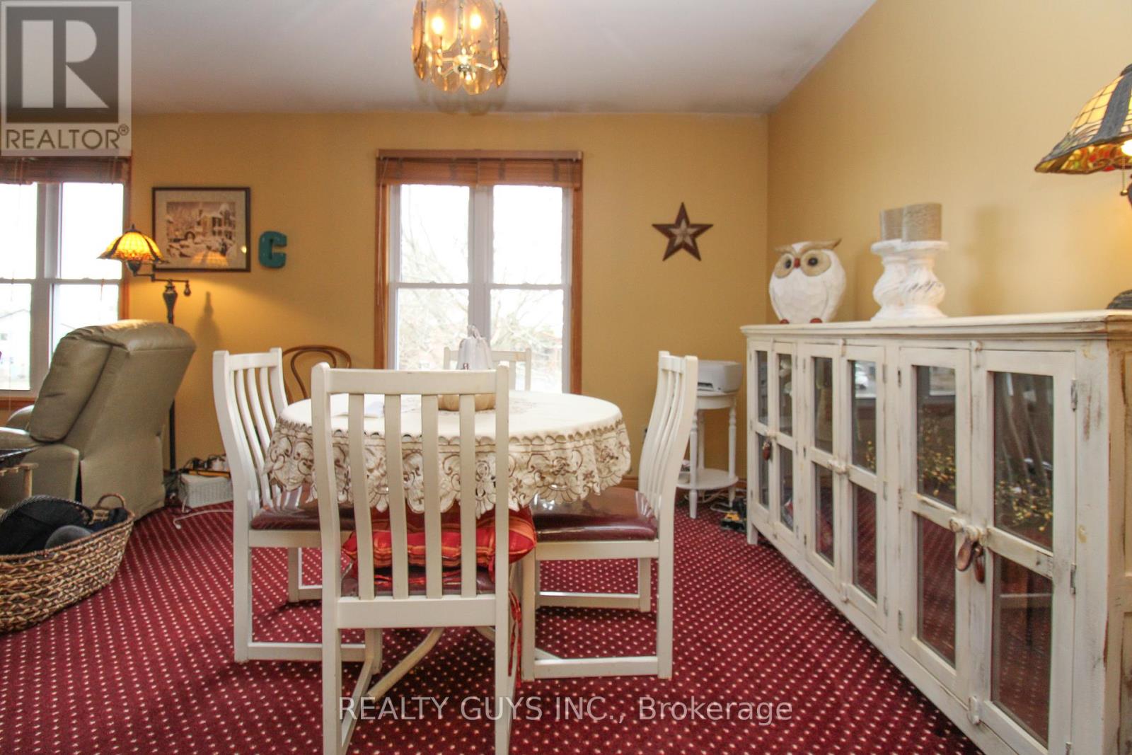 1168 Normandy Street, Peterborough (Northcrest Ward 5), Ontario  K9H 7L9 - Photo 9 - X12967844