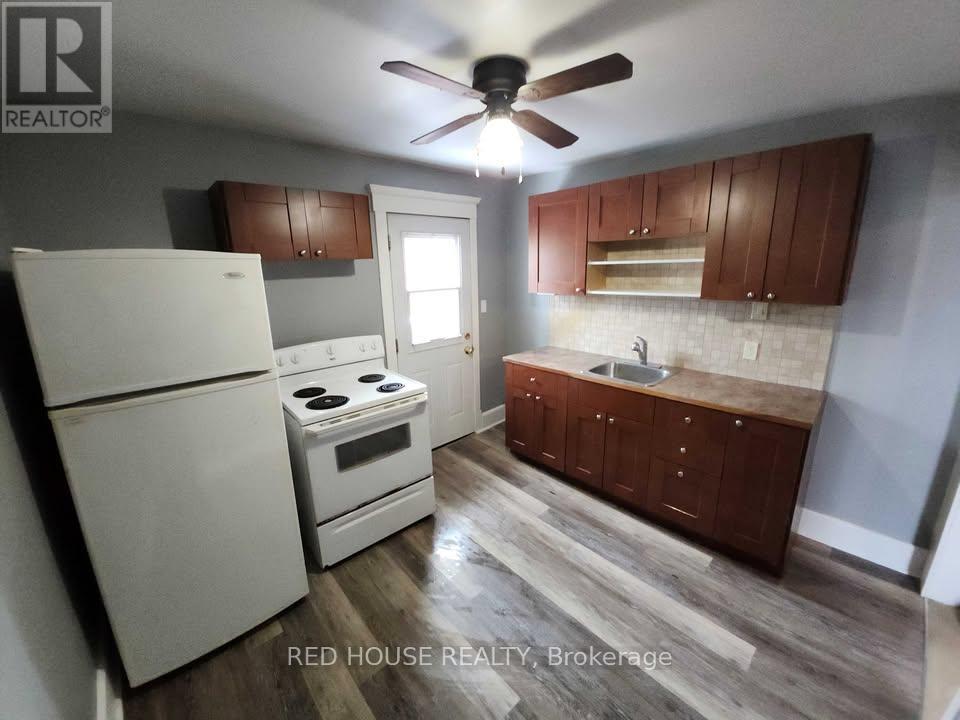 1306 Monaghan Road, Peterborough (Town Ward 3), Ontario  K9J 5M1 - Photo 6 - X12967980