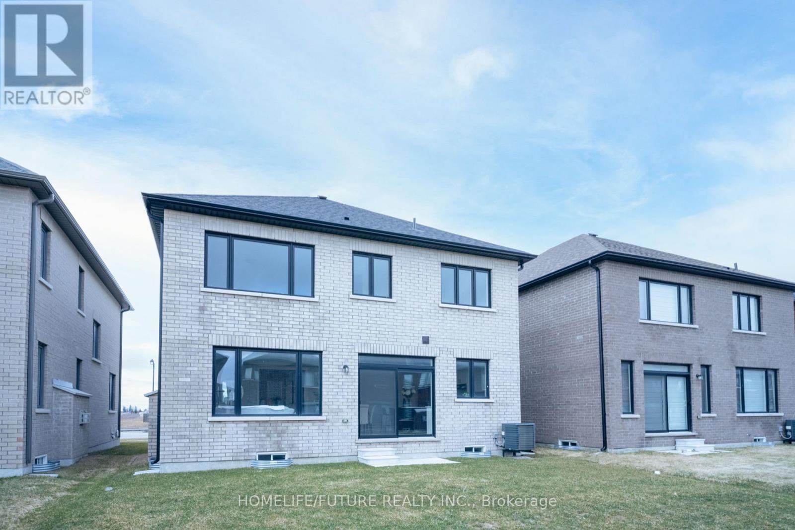 22 Mckay Avenue, Kawartha Lakes (Lindsay), Ontario  K9V 0R2 - Photo 21 - X12968108