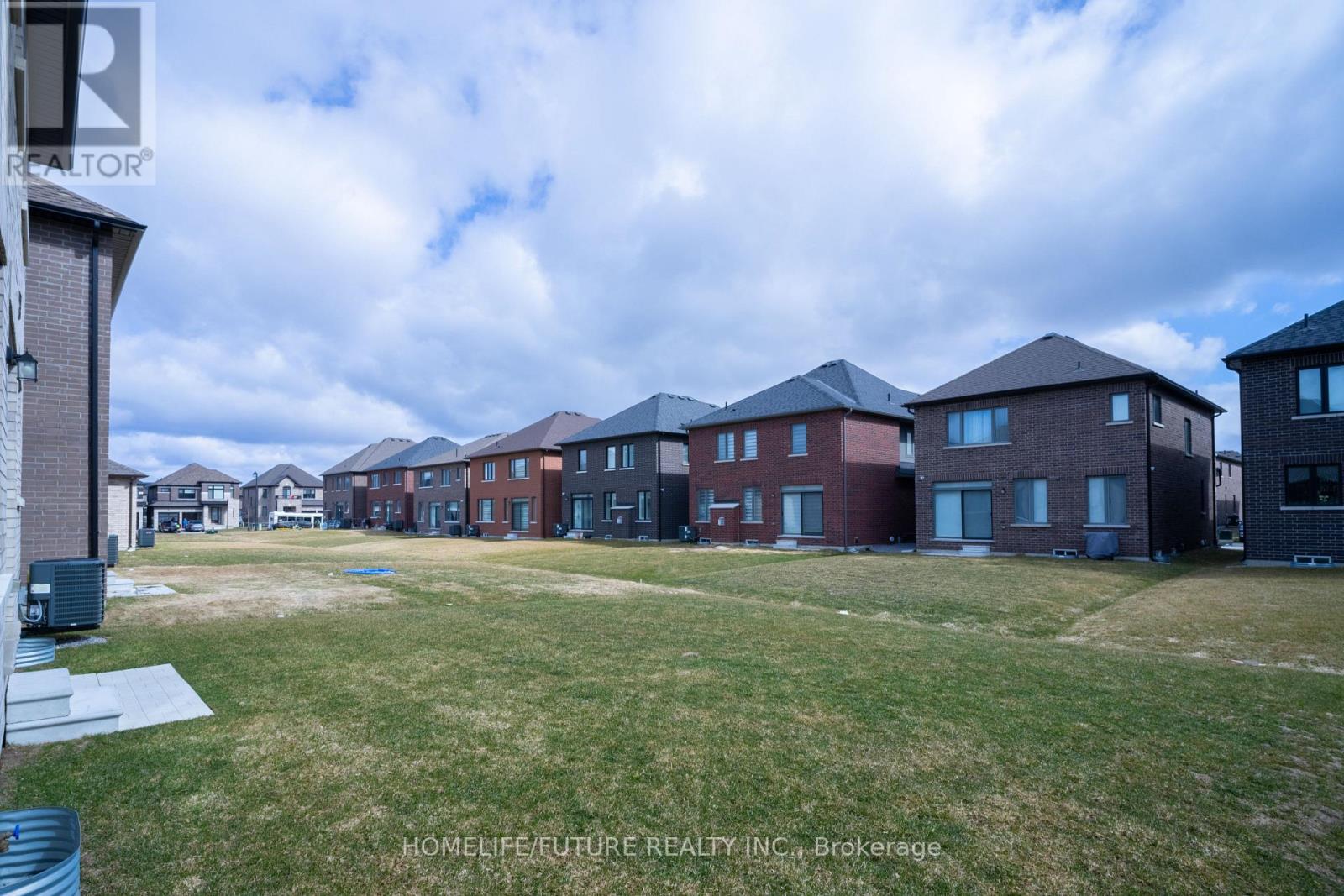 22 Mckay Avenue, Kawartha Lakes (Lindsay), Ontario  K9V 0R2 - Photo 22 - X12968108