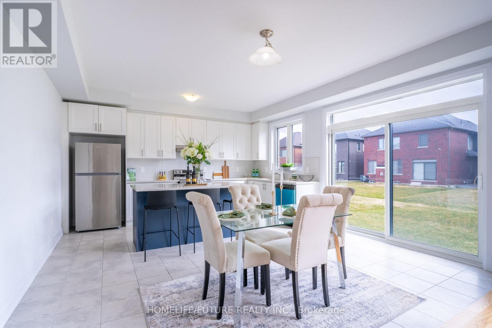 22 Mckay Avenue, Kawartha Lakes (Lindsay), Ontario  K9V 0R2 - Photo 9 - X12968108