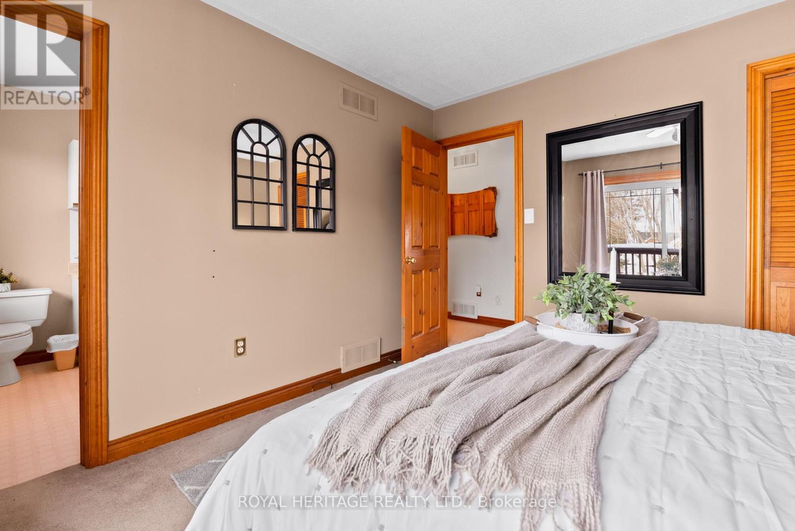 9 Teepee Court, Kawartha Lakes (Fenelon), Ontario  K9V 4R6 - Photo 19 - X12968952