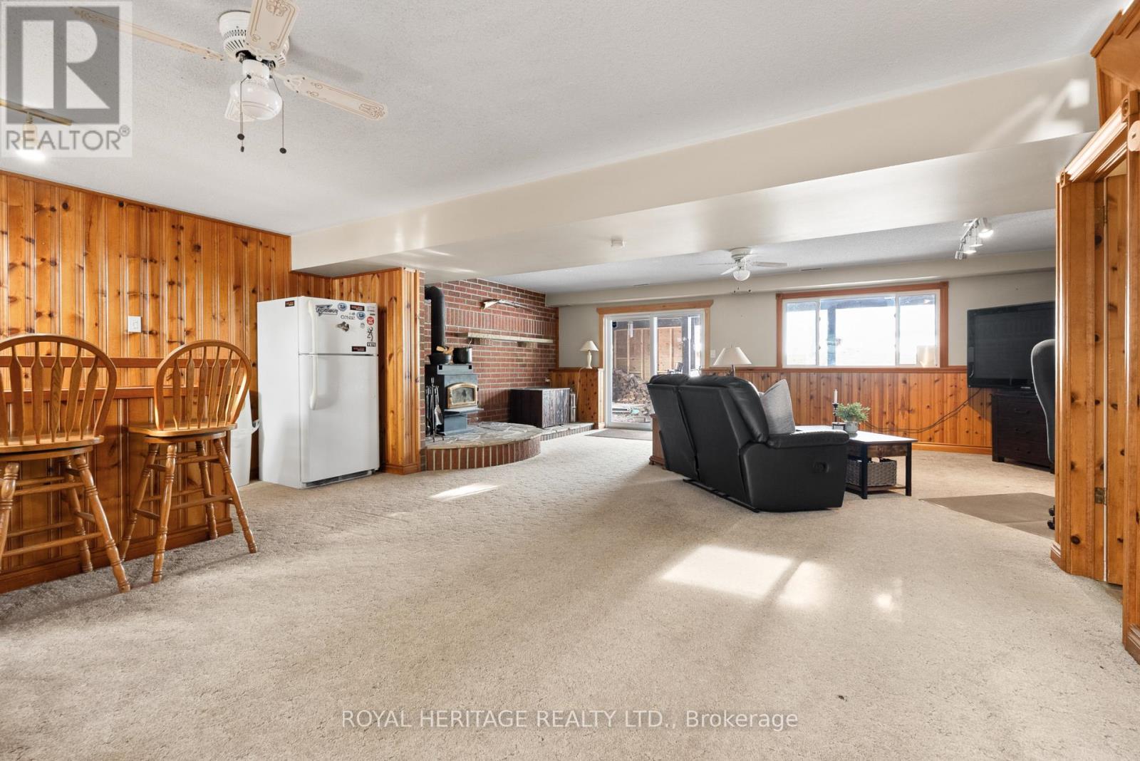 9 Teepee Court, Kawartha Lakes (Fenelon), Ontario  K9V 4R6 - Photo 24 - X12968952