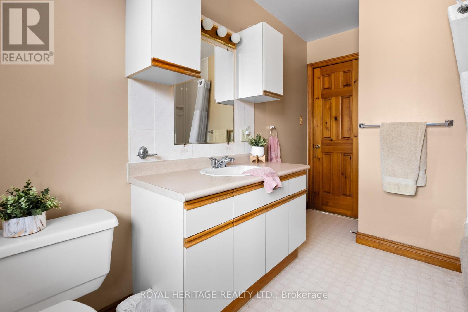 9 Teepee Court, Kawartha Lakes (Fenelon), Ontario  K9V 4R6 - Photo 28 - X12968952