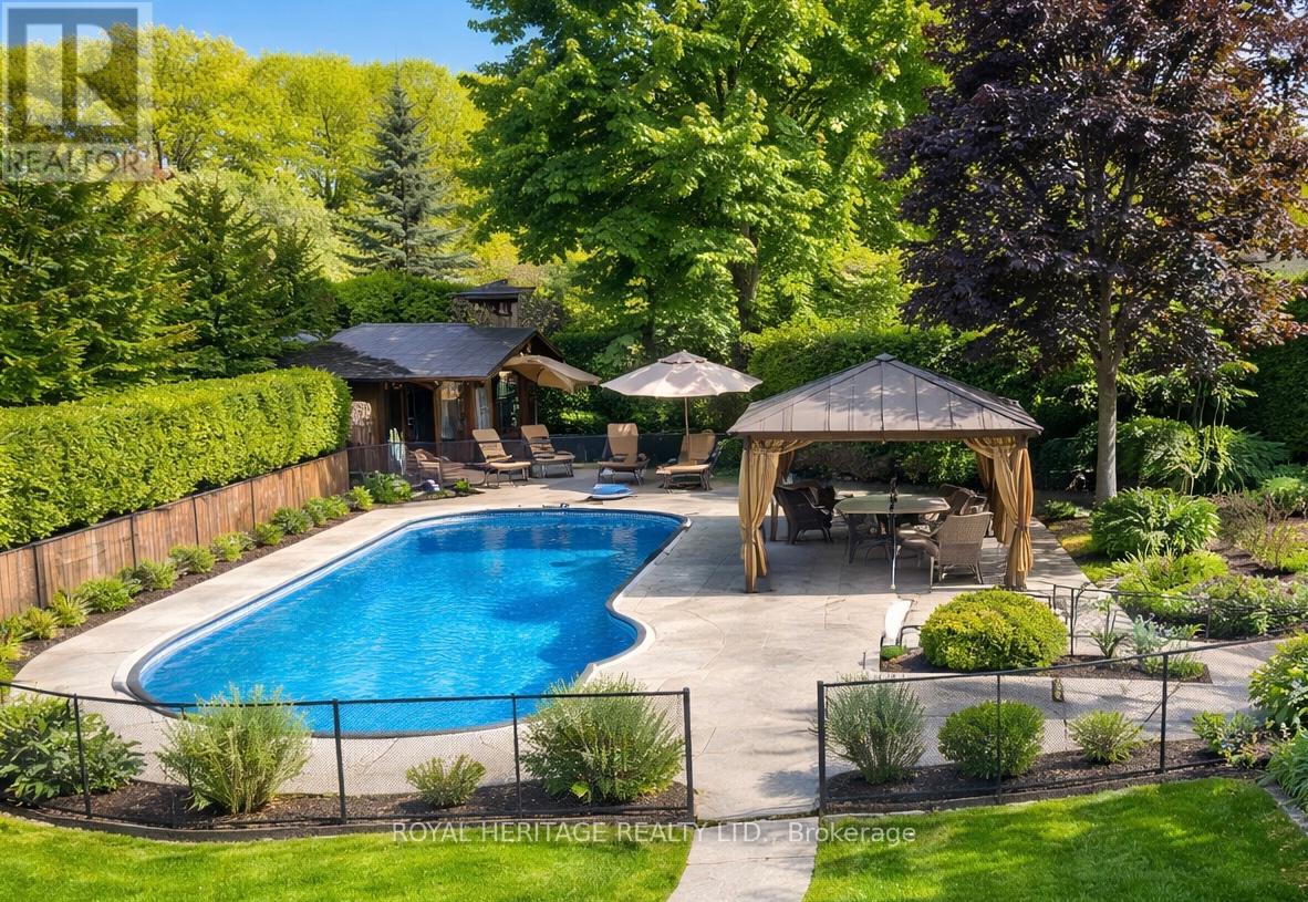 9 Teepee Court, Kawartha Lakes (Fenelon), Ontario  K9V 4R6 - Photo 4 - X12968952