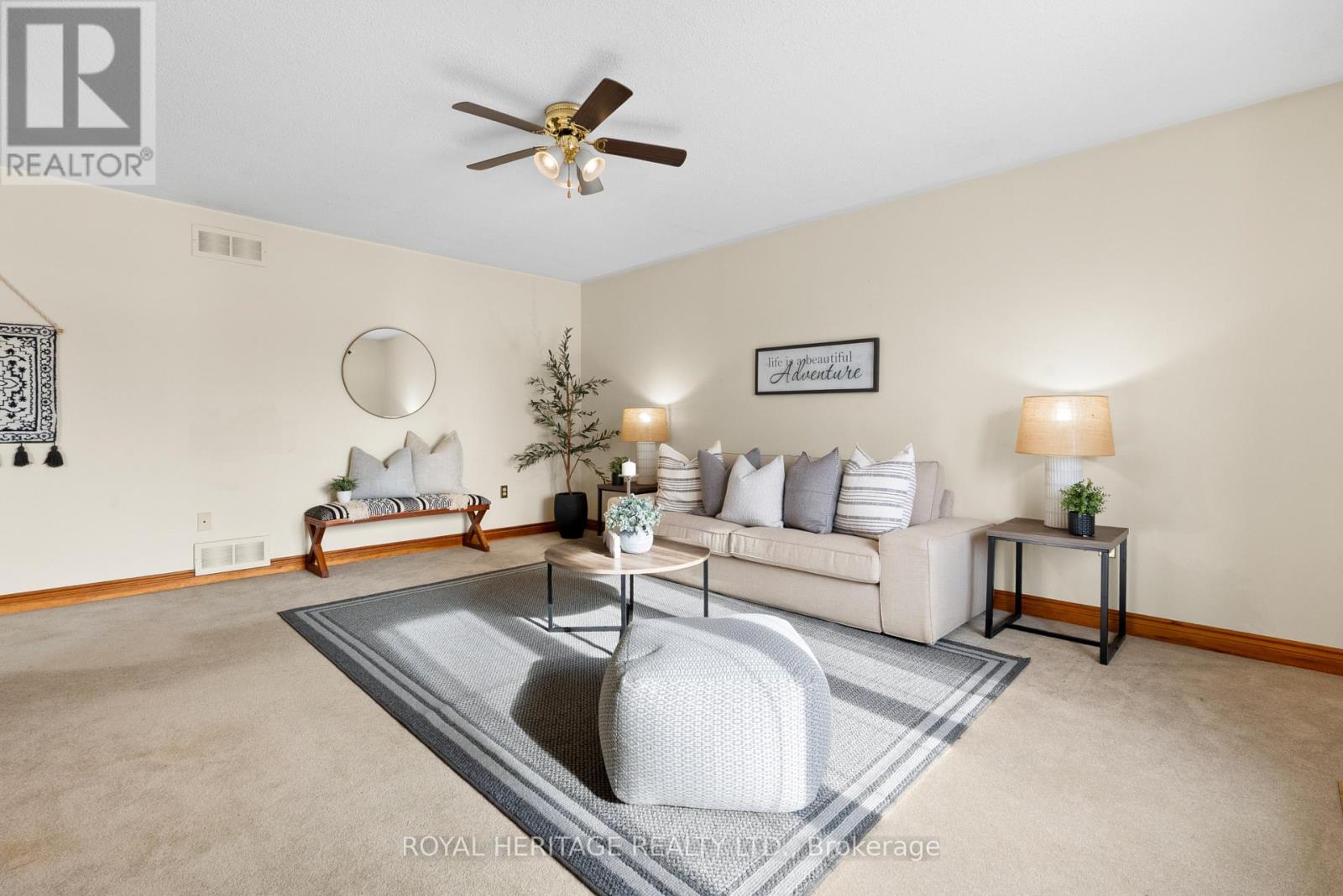 9 Teepee Court, Kawartha Lakes (Fenelon), Ontario  K9V 4R6 - Photo 8 - X12968952