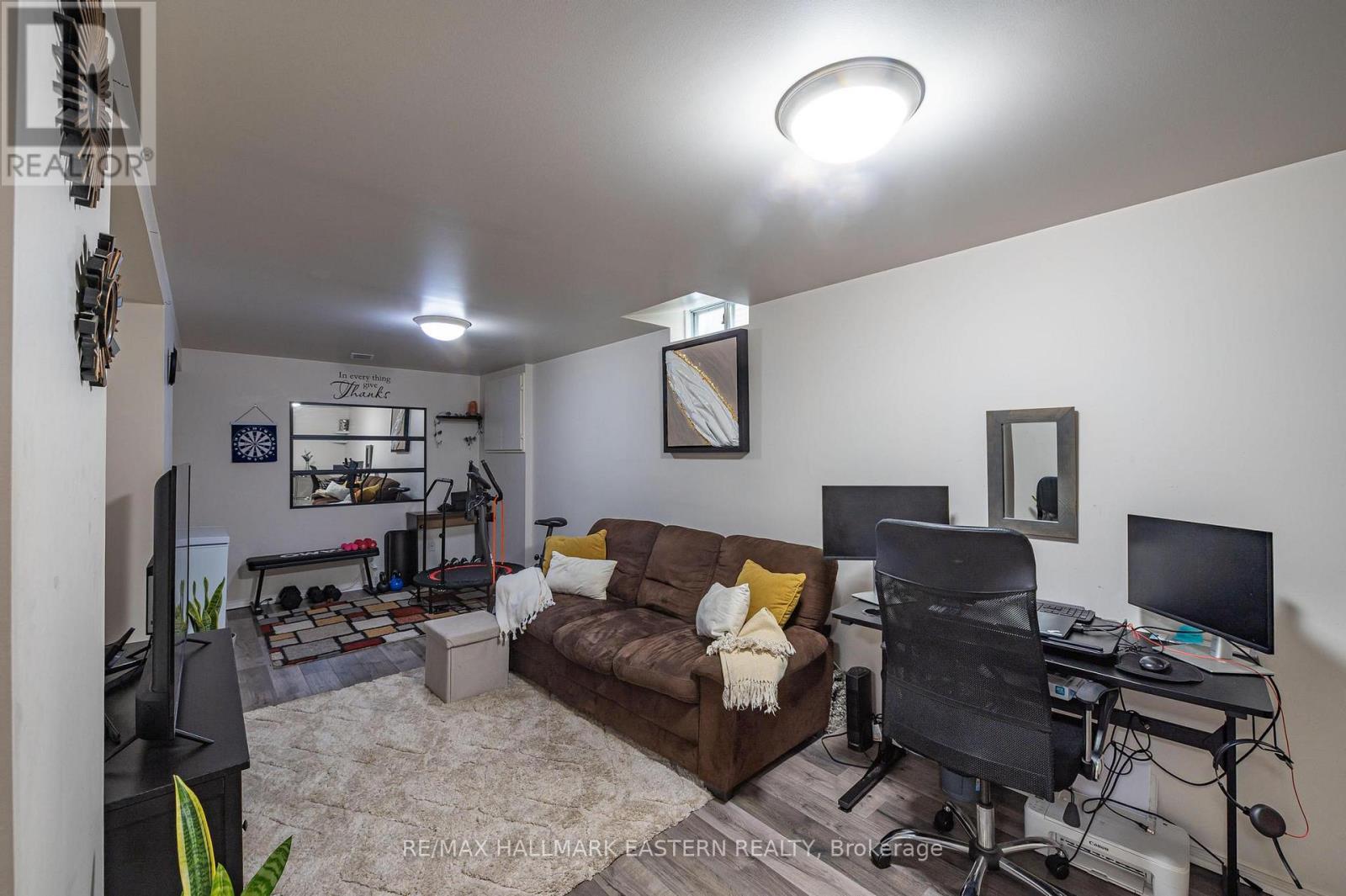 297 Towerhill Road, Peterborough (Northcrest Ward 5), Ontario  K9H 7N1 - Photo 16 - X12969046