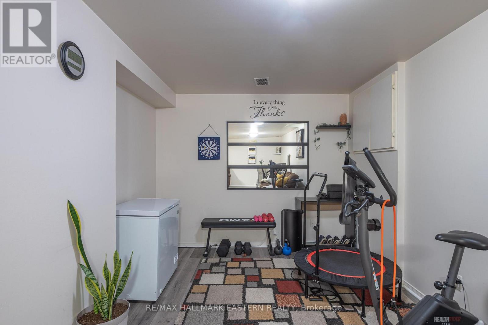 297 Towerhill Road, Peterborough (Northcrest Ward 5), Ontario  K9H 7N1 - Photo 19 - X12969046