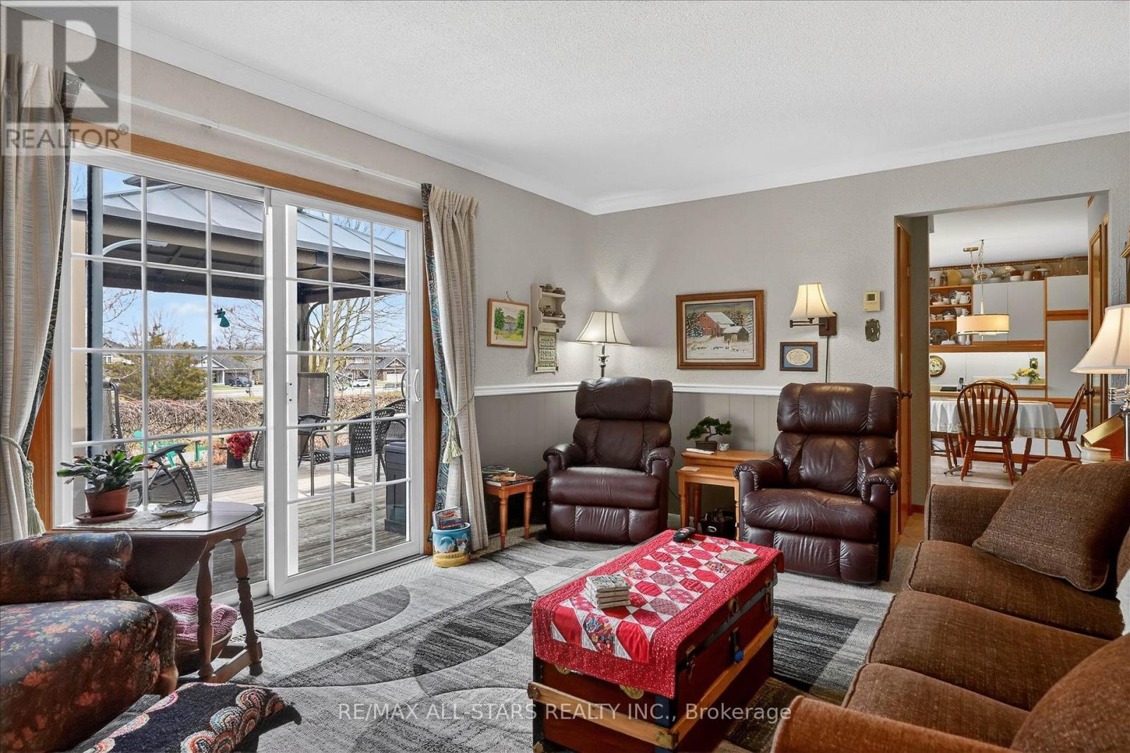 26 Applewood Crescent, Kawartha Lakes (Lindsay), Ontario  K9V 4W8 - Photo 19 - X12969180