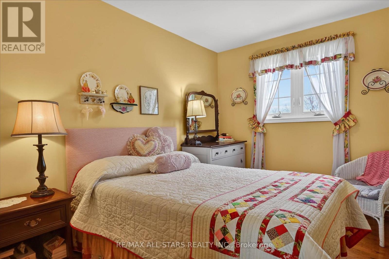 26 Applewood Crescent, Kawartha Lakes (Lindsay), Ontario  K9V 4W8 - Photo 21 - X12969180