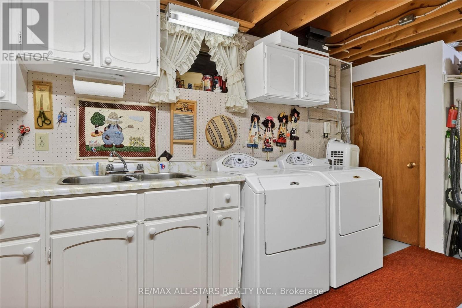 26 Applewood Crescent, Kawartha Lakes (Lindsay), Ontario  K9V 4W8 - Photo 36 - X12969180