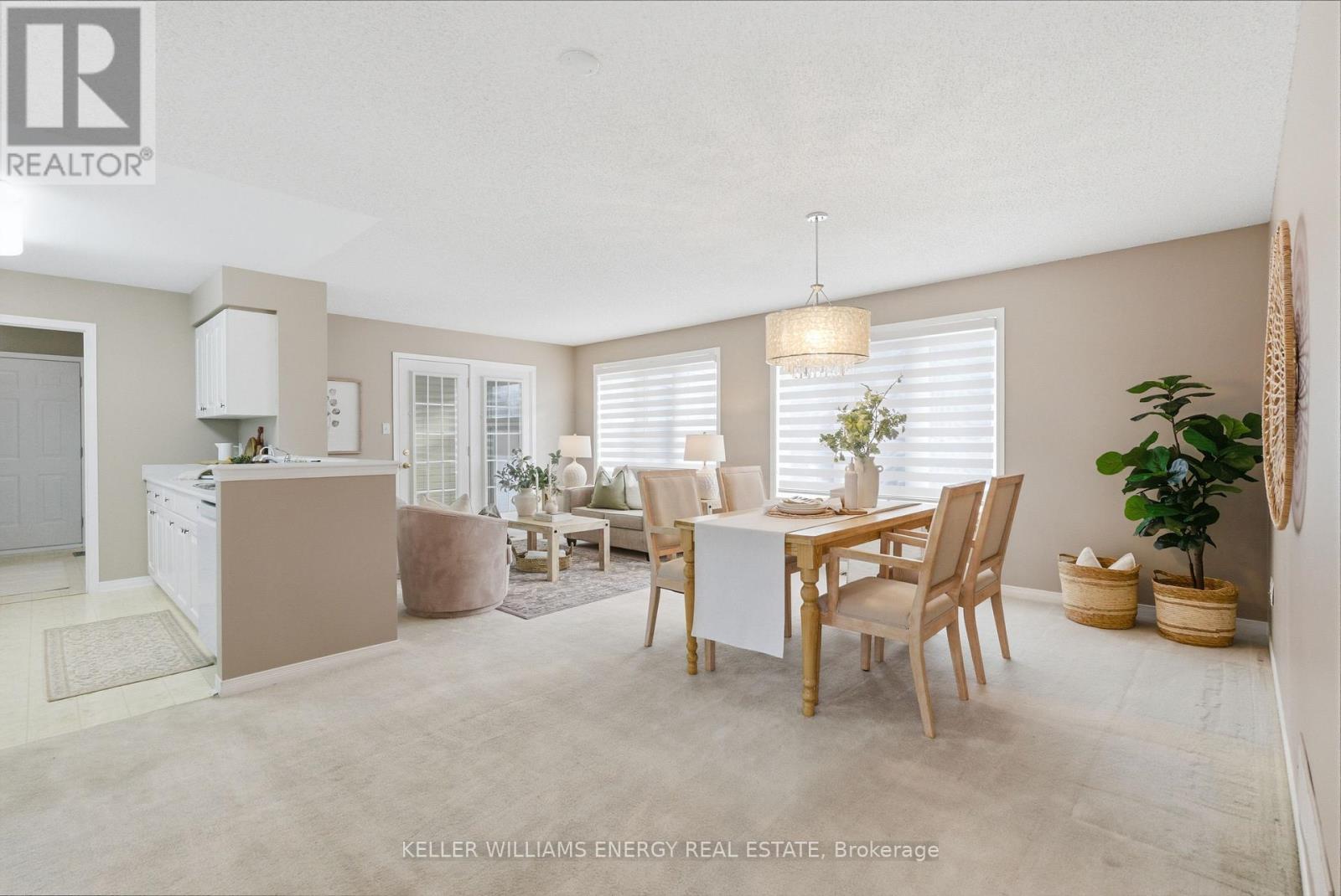 21 Heritage Lane, Clarington (Newcastle), Ontario  L1B 1A5 - Photo 3 - E12969860