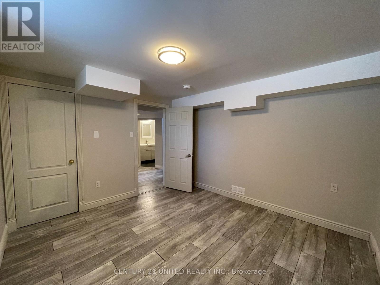 Lower - 685 Armour Road, Peterborough (Ashburnham Ward 4), Ontario  K9H 1Z5 - Photo 7 - X12969550