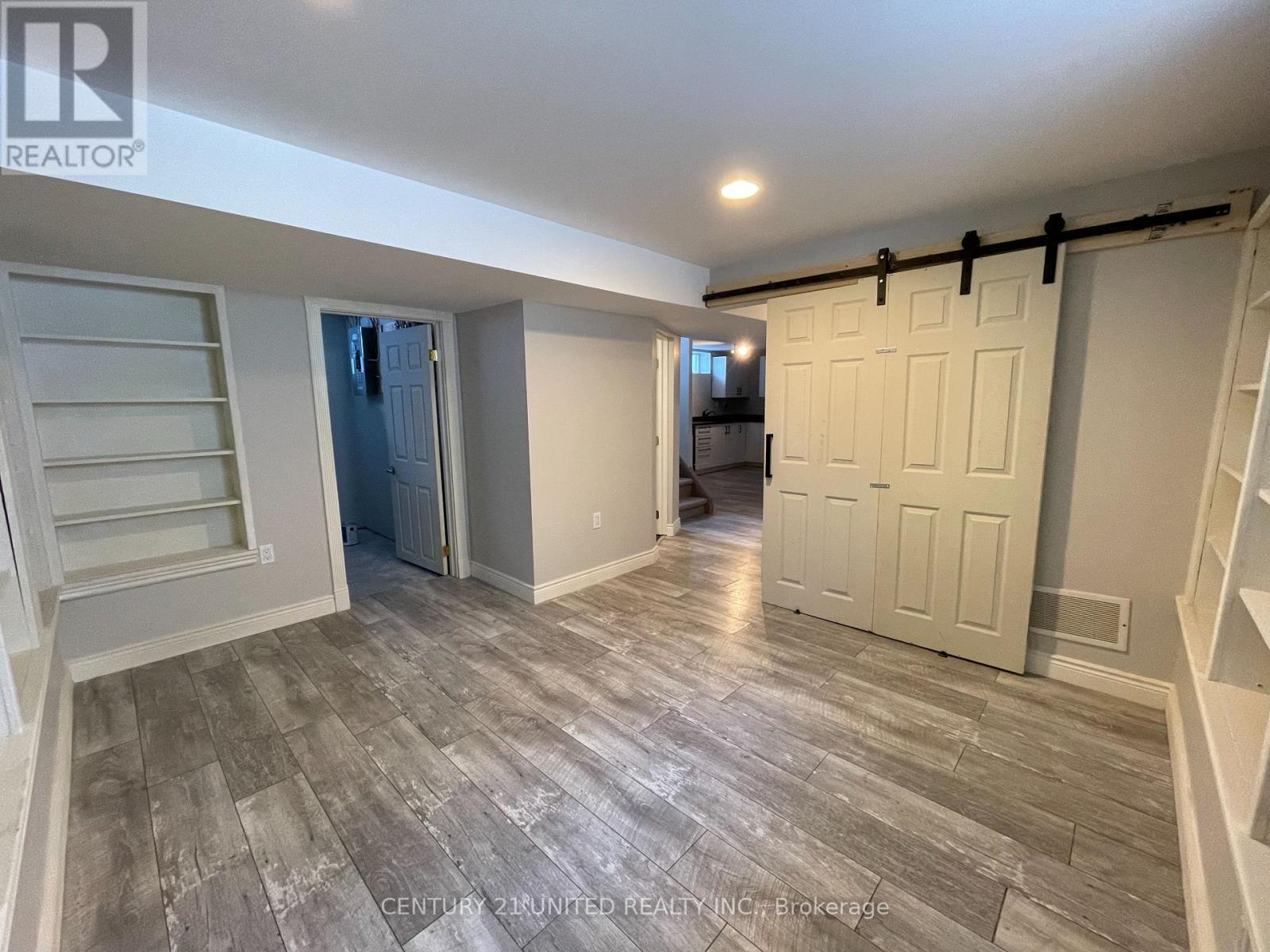 Lower - 685 Armour Road, Peterborough (Ashburnham Ward 4), Ontario  K9H 1Z5 - Photo 9 - X12969550