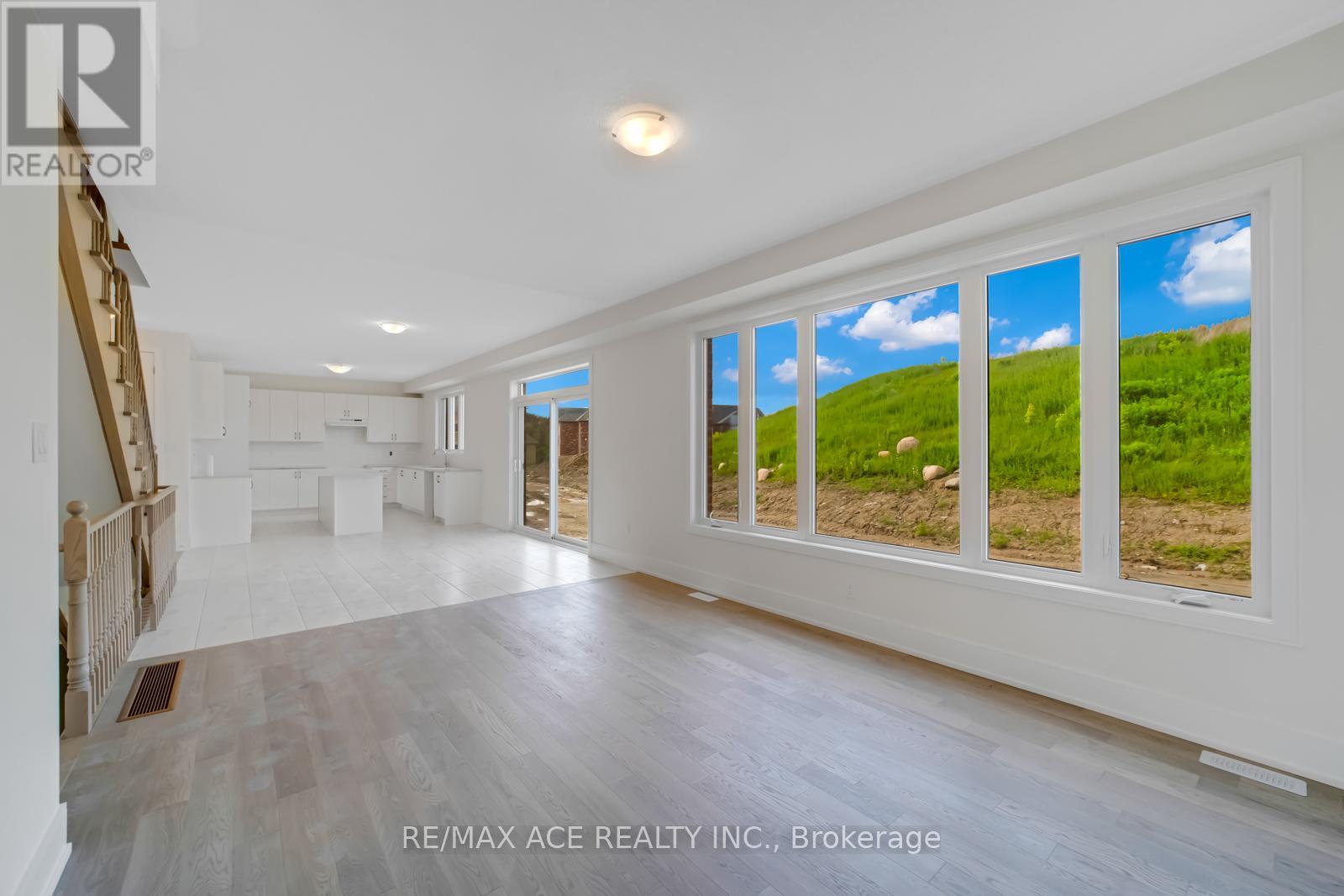 81 Golden Meadows Drive, Otonabee-South Monaghan, Ontario  K9J 6Y3 - Photo 11 - X12969494