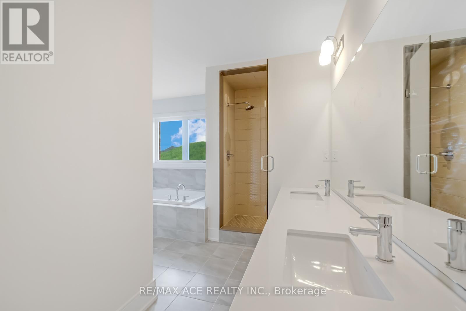 81 Golden Meadows Drive, Otonabee-South Monaghan, Ontario  K9J 6Y3 - Photo 27 - X12969494