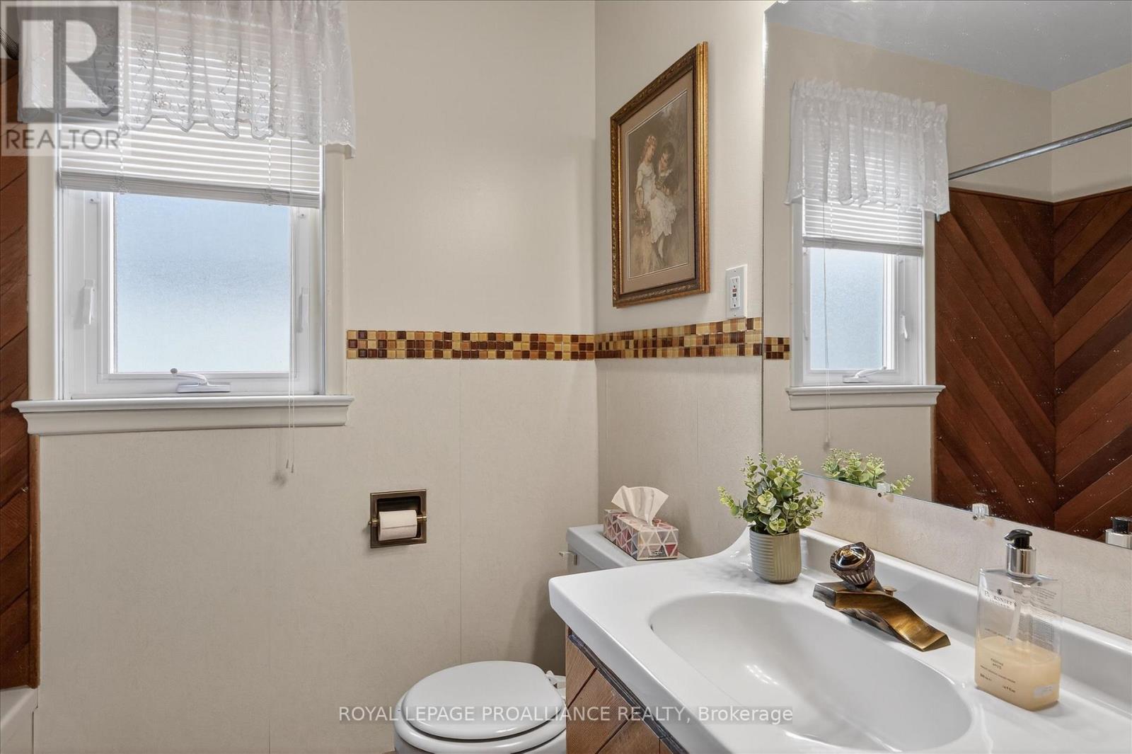 733 Cameron Street, Peterborough (Otonabee Ward 1), Ontario  K9J 4A1 - Photo 22 - X12970514