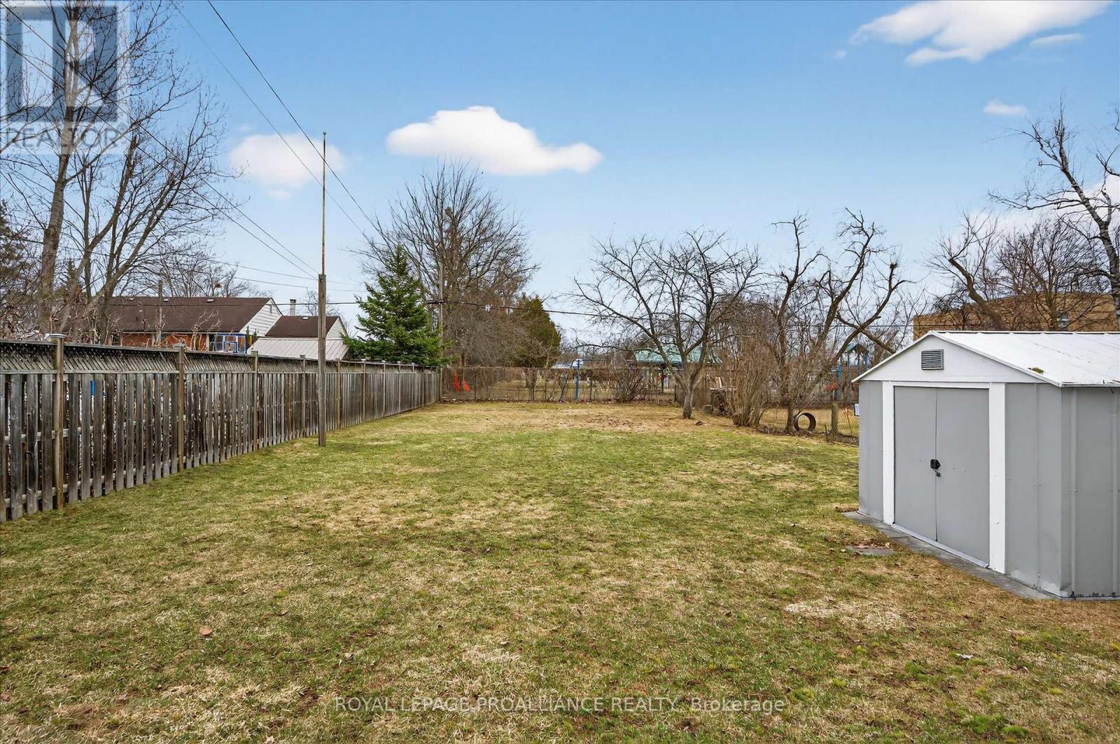 733 Cameron Street, Peterborough (Otonabee Ward 1), Ontario  K9J 4A1 - Photo 44 - X12970514