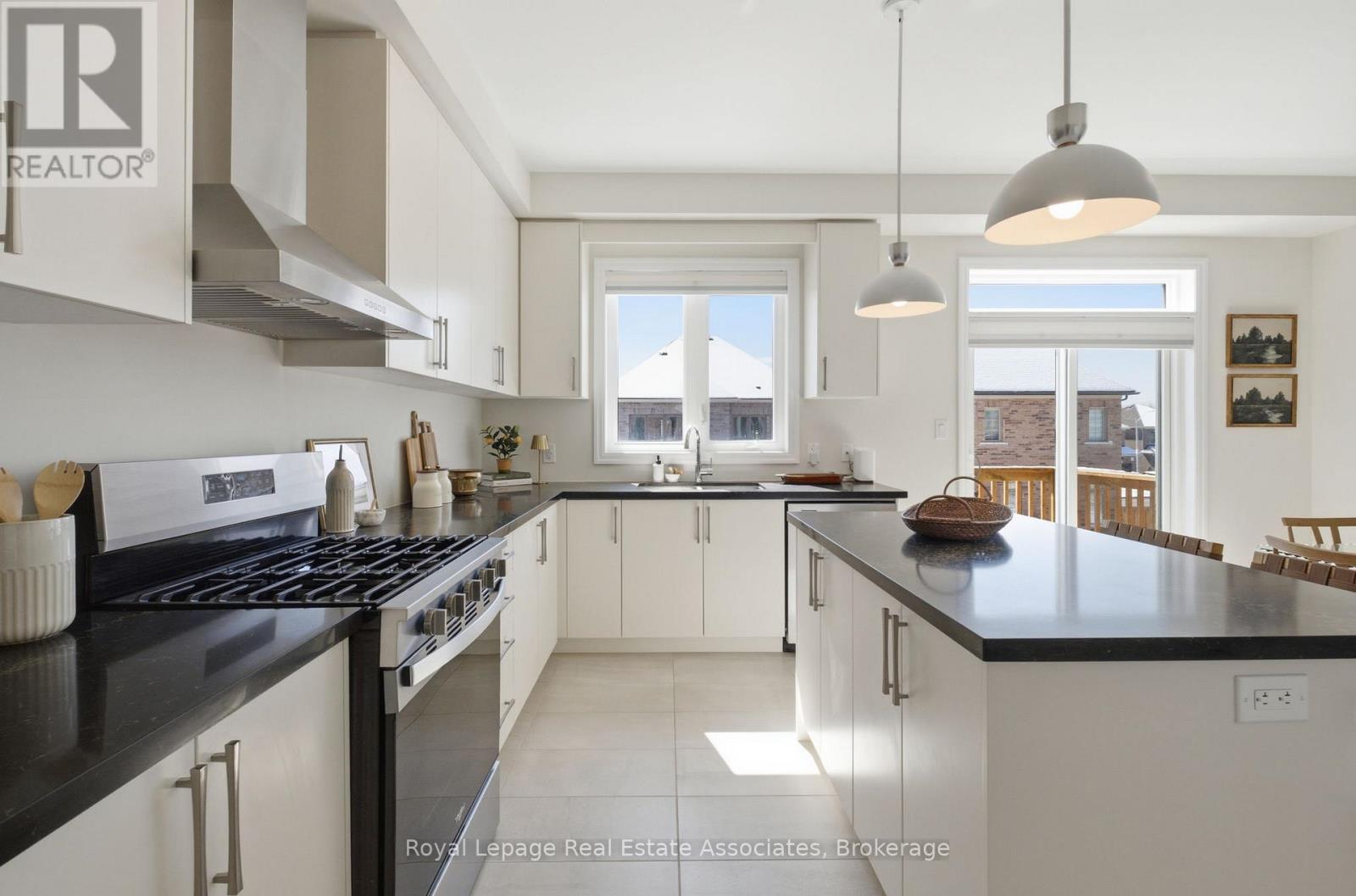 103 Northrop Avenue, Clarington (Newcastle), Ontario  L1B 0W8 - Photo 6 - E12970308