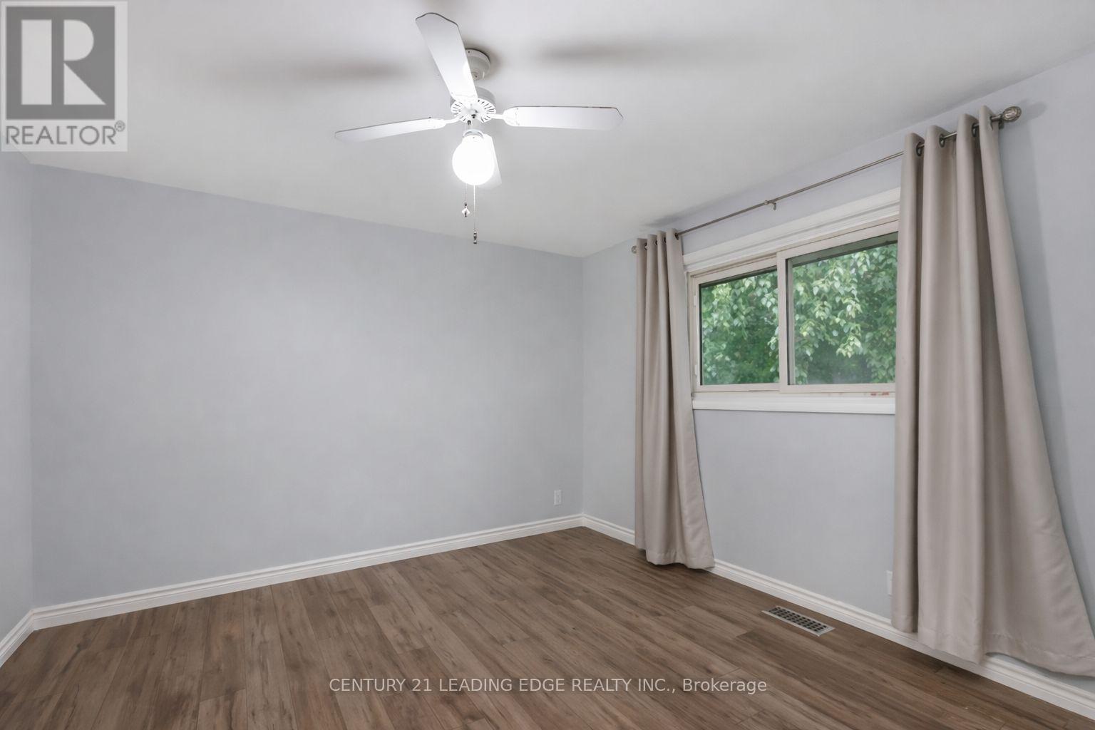 306 Lindan (Room 2) Avenue, Selwyn, Ontario  K9L 1K6 - Photo 3 - X12970544