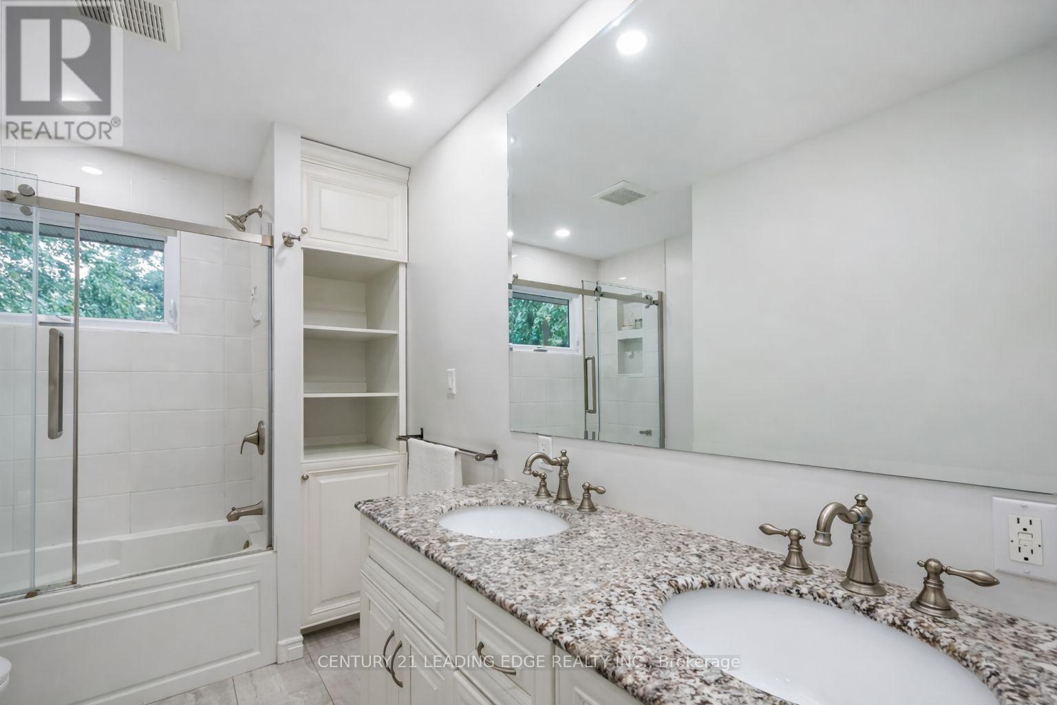 306 Lindan (Room 2) Avenue, Selwyn, Ontario  K9L 1K6 - Photo 4 - X12970544