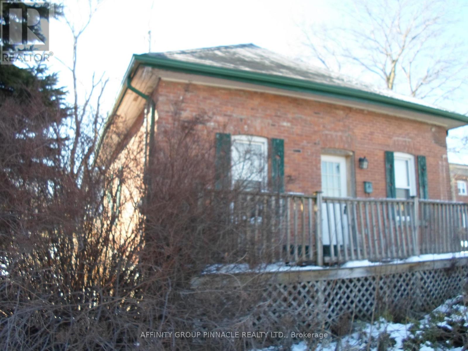 19 Kent Street E, Kawartha Lakes (Lindsay), Ontario  K9V 2C3 - Photo 16 - X12970732