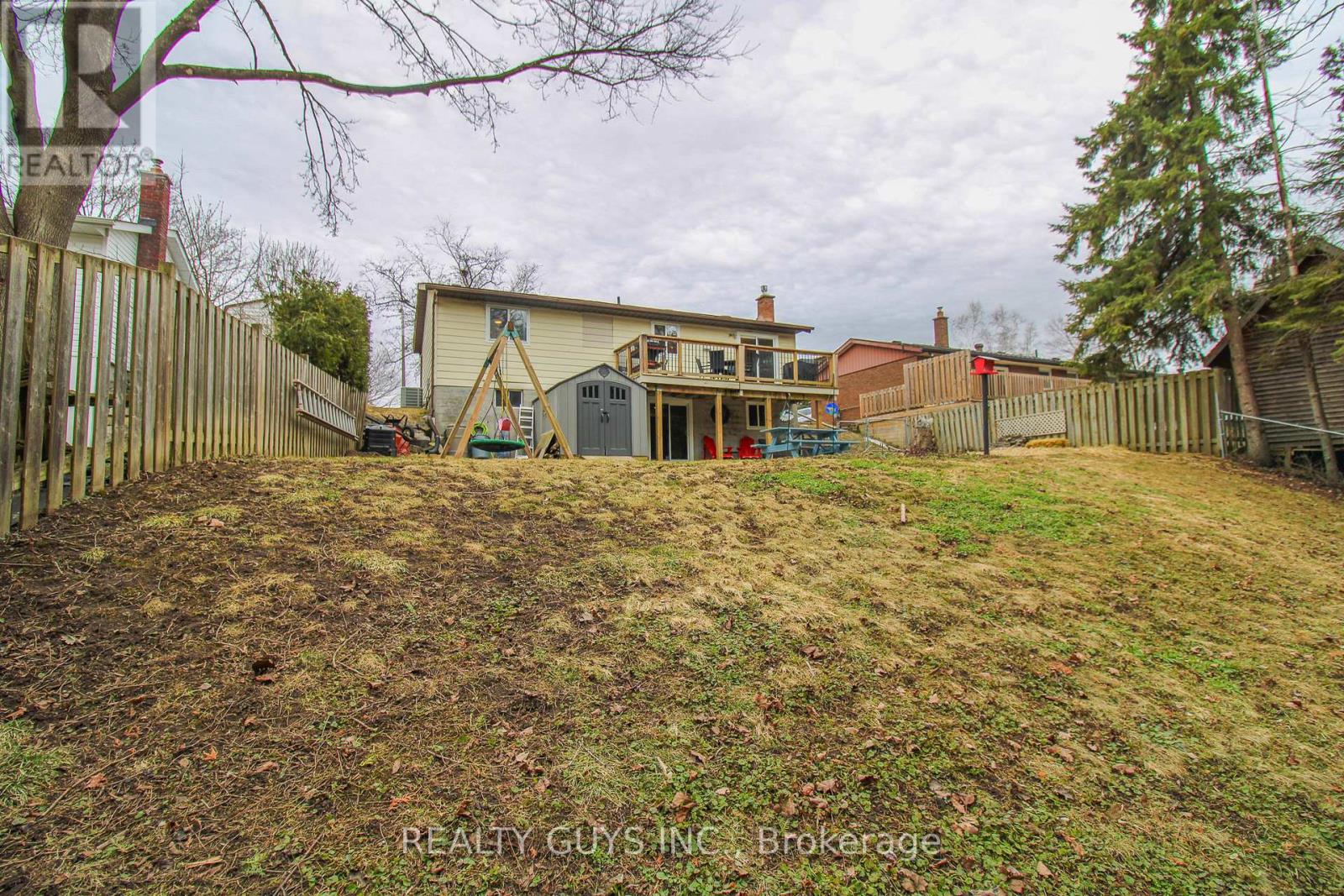 1594 Redwood Drive, Peterborough (Monaghan Ward 2), Ontario  K9K 1B4 - Photo 11 - X12971028