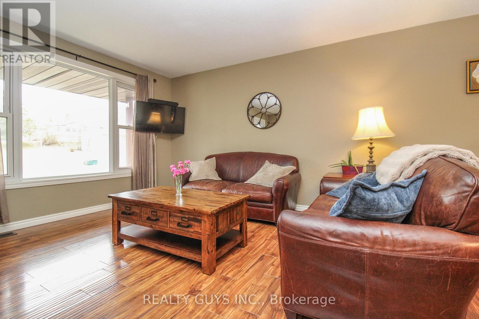 1594 Redwood Drive, Peterborough (Monaghan Ward 2), Ontario  K9K 1B4 - Photo 17 - X12971028