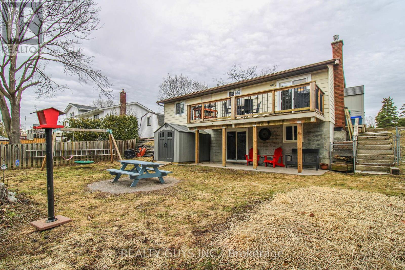 1594 Redwood Drive, Peterborough (Monaghan Ward 2), Ontario  K9K 1B4 - Photo 2 - X12971028