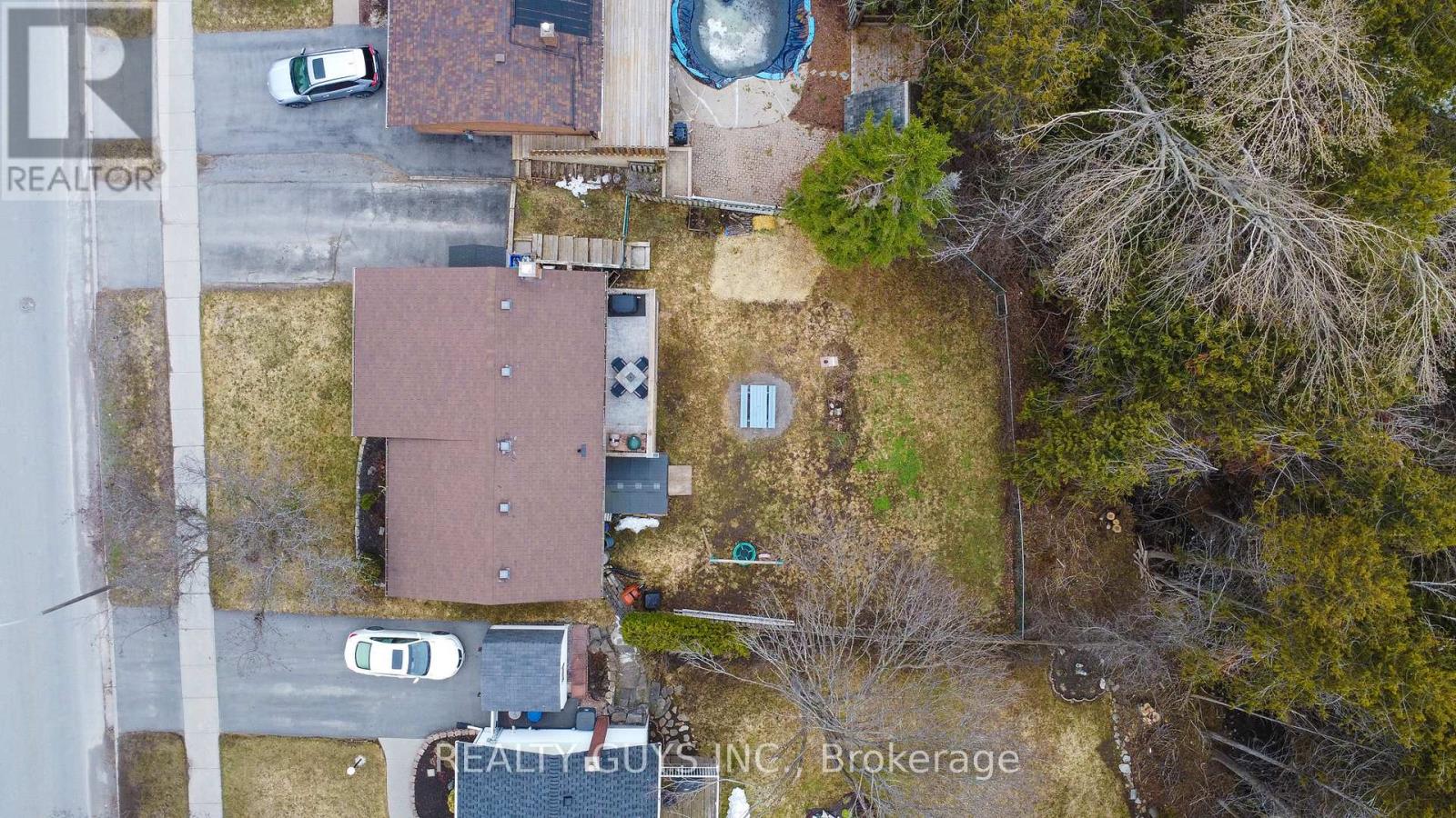 1594 Redwood Drive, Peterborough (Monaghan Ward 2), Ontario  K9K 1B4 - Photo 7 - X12971028