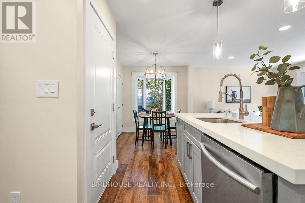 Main Floor - 813 Aylmer Street N, Peterborough (Northcrest Ward 5), Ontario  K9H 3Y3 - Photo 8 - X12971618