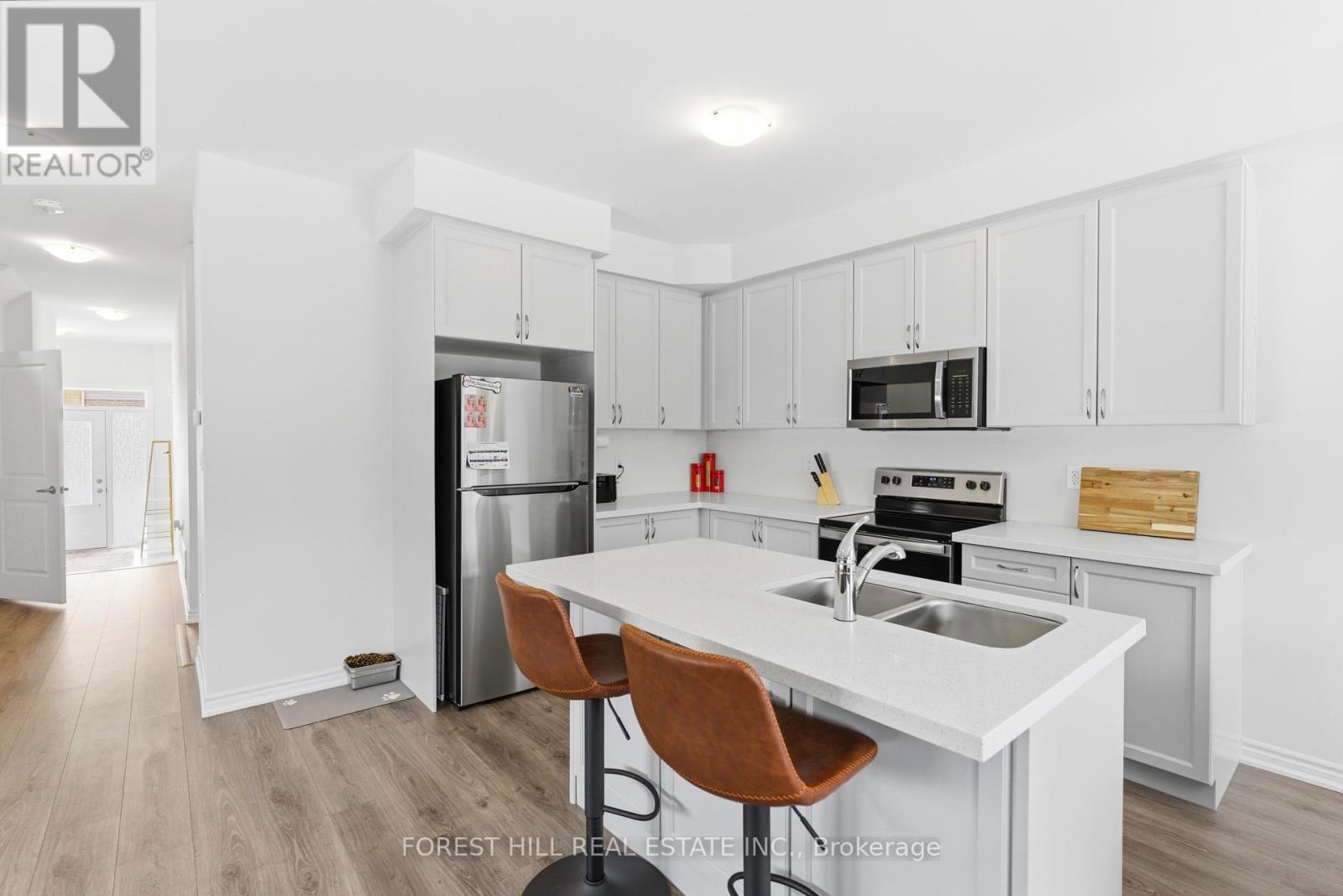 57 Hickey Lane, Kawartha Lakes (Lindsay), Ontario  K9V 5V5 - Photo 11 - X12971708