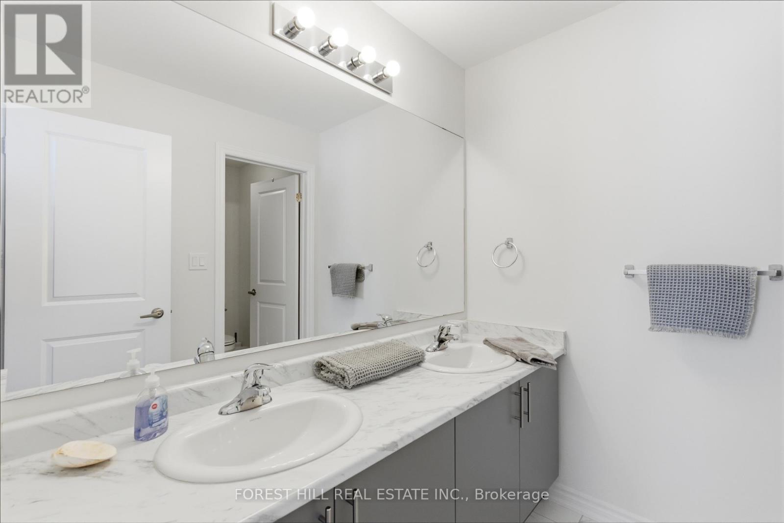 57 Hickey Lane, Kawartha Lakes (Lindsay), Ontario  K9V 5V5 - Photo 24 - X12971708