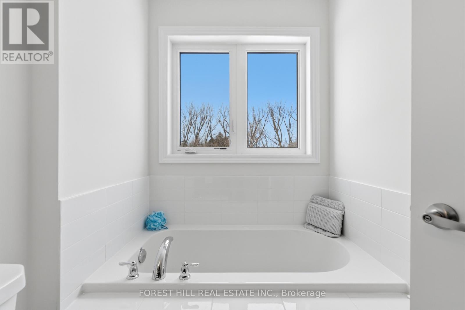 57 Hickey Lane, Kawartha Lakes (Lindsay), Ontario  K9V 5V5 - Photo 30 - X12971708