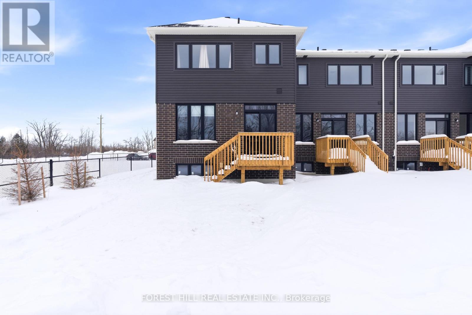 57 Hickey Lane, Kawartha Lakes (Lindsay), Ontario  K9V 5V5 - Photo 36 - X12971708